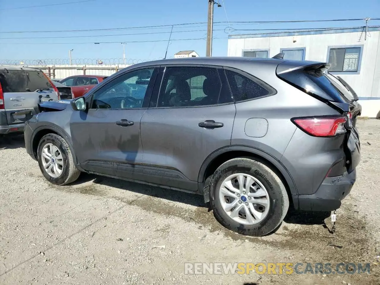 2 fotografías del automóvil dañado 1FMCU9F67MUA85608 FORD ESCAPE 2021