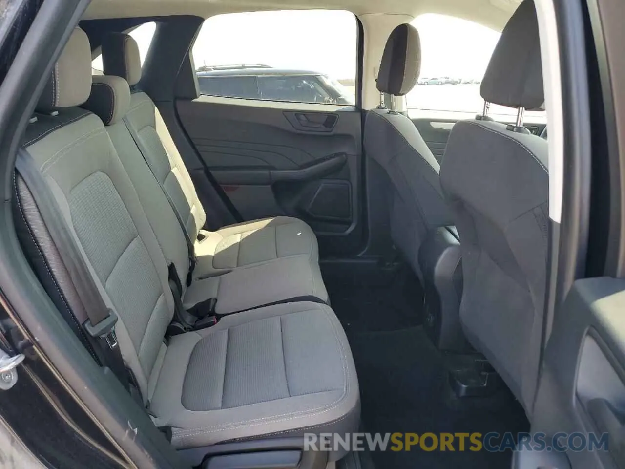 11 fotografías del automóvil dañado 1FMCU9F68MUB03565 FORD ESCAPE 2021