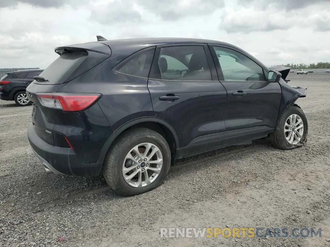 3 fotografías del automóvil dañado 1FMCU9F68MUB03565 FORD ESCAPE 2021