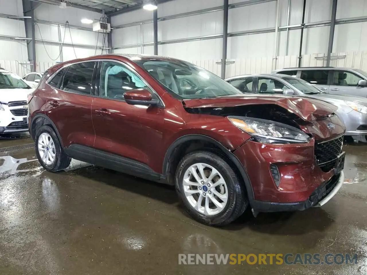 4 fotografías del automóvil dañado 1FMCU9G60MUA90728 FORD ESCAPE 2021