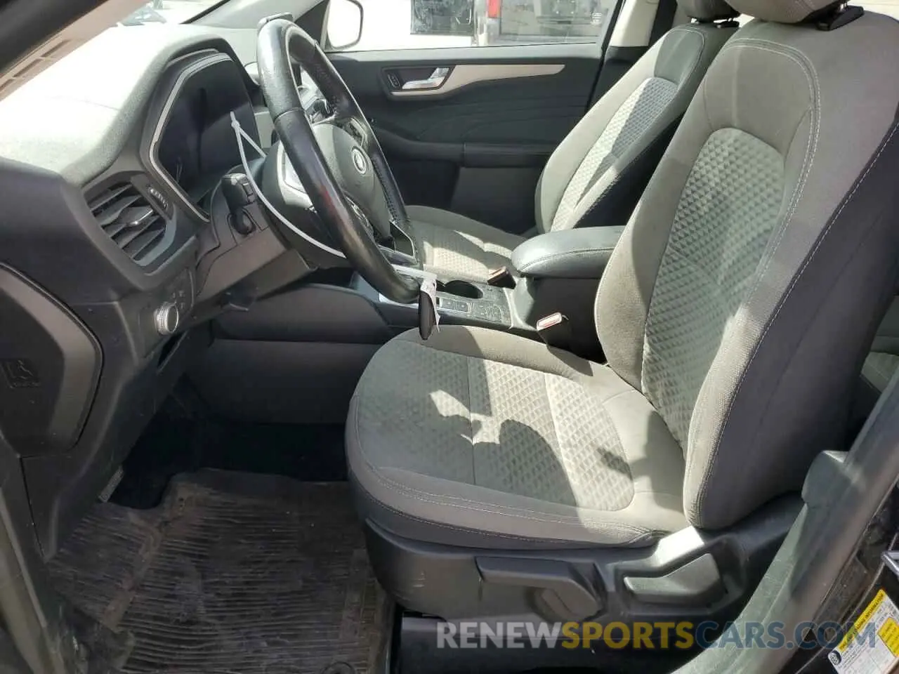 7 fotografías del automóvil dañado 1FMCU9G61MUA68303 FORD ESCAPE 2021