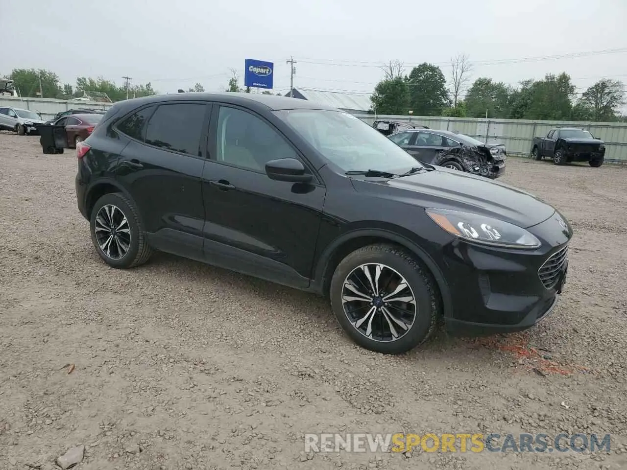 4 fotografías del automóvil dañado 1FMCU9G63MUA20883 FORD ESCAPE 2021