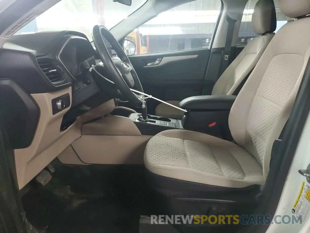 7 fotografías del automóvil dañado 1FMCU9G63MUB08025 FORD ESCAPE 2021