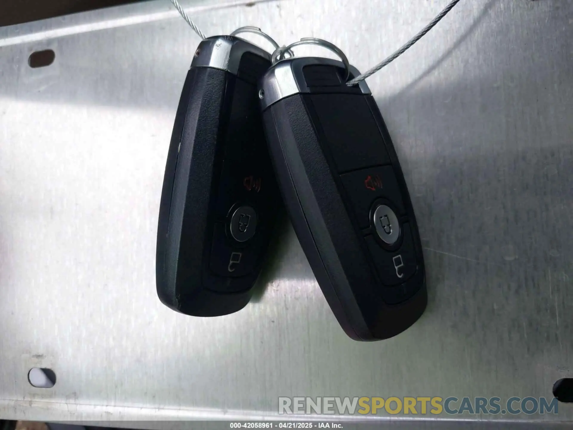 11 fotografías del automóvil dañado 1FMCU9G66MUA37712 FORD ESCAPE 2021
