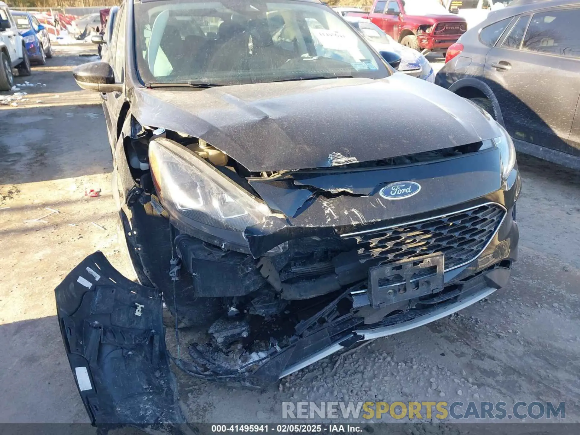 6 fotografías del automóvil dañado 1FMCU9G67MUA37444 FORD ESCAPE 2021