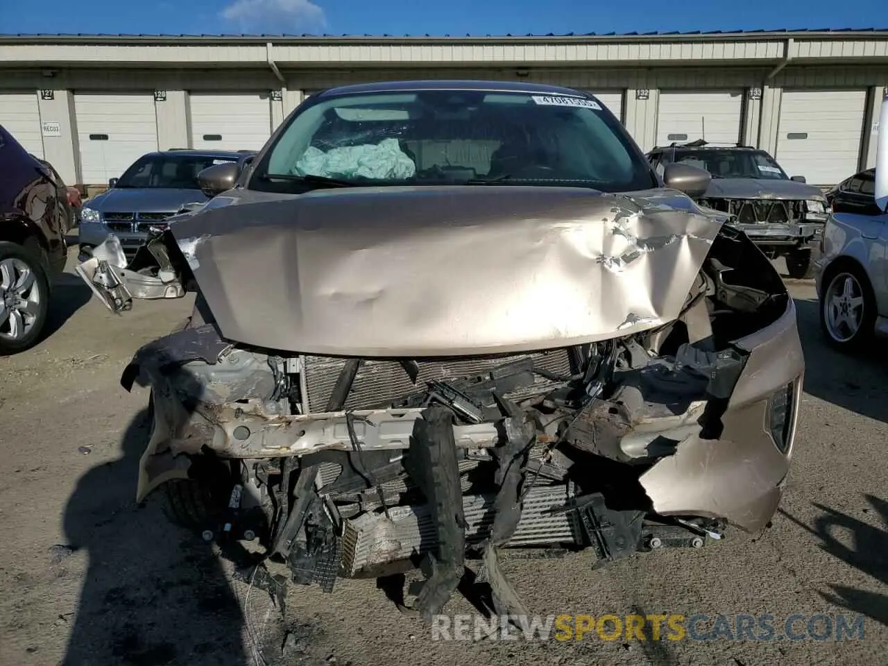 5 fotografías del automóvil dañado 1FMCU9G67MUA94341 FORD ESCAPE 2021