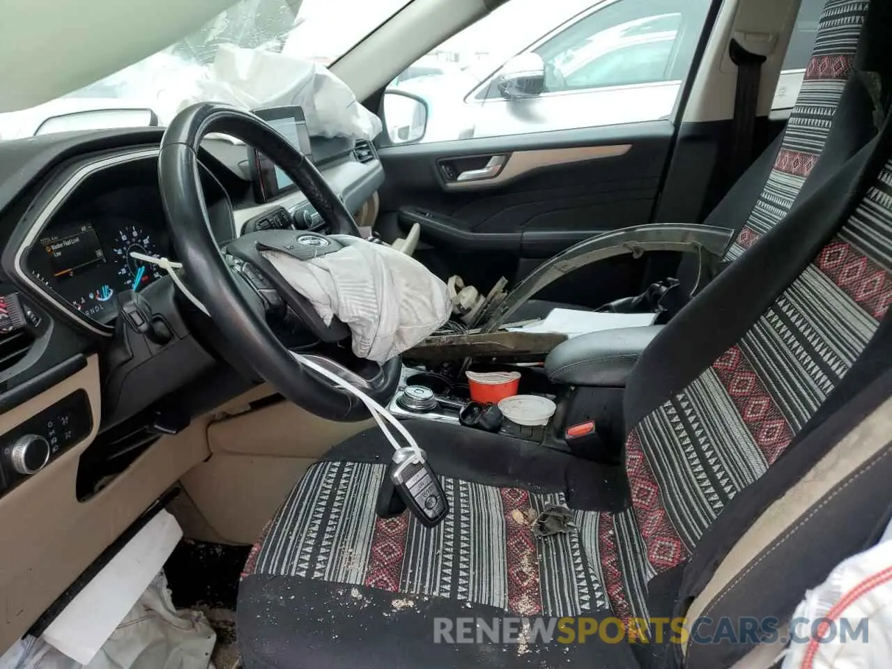 7 fotografías del automóvil dañado 1FMCU9G67MUA94341 FORD ESCAPE 2021