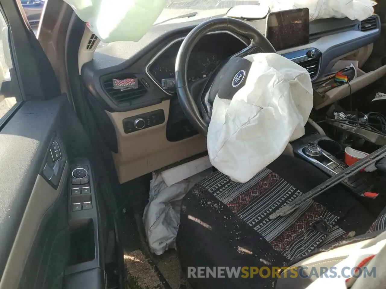 8 fotografías del automóvil dañado 1FMCU9G67MUA94341 FORD ESCAPE 2021