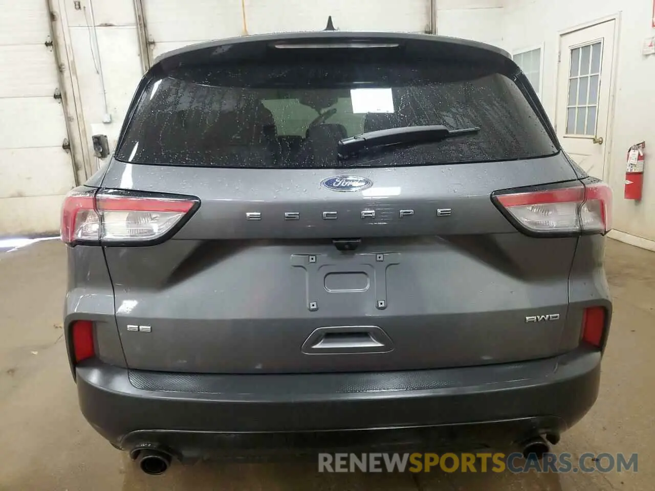6 fotografías del automóvil dañado 1FMCU9G67MUB09503 FORD ESCAPE 2021
