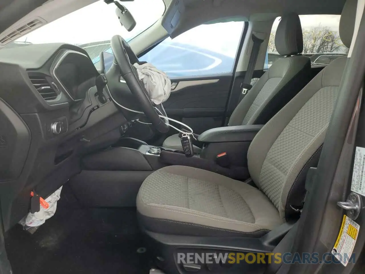 7 fotografías del automóvil dañado 1FMCU9G67MUB09503 FORD ESCAPE 2021