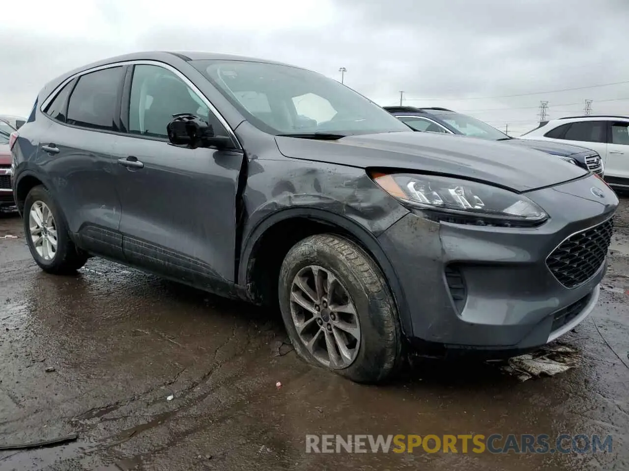 4 fotografías del automóvil dañado 1FMCU9G68MUA12357 FORD ESCAPE 2021