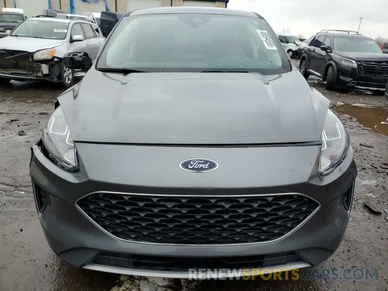 5 fotografías del automóvil dañado 1FMCU9G68MUA12357 FORD ESCAPE 2021