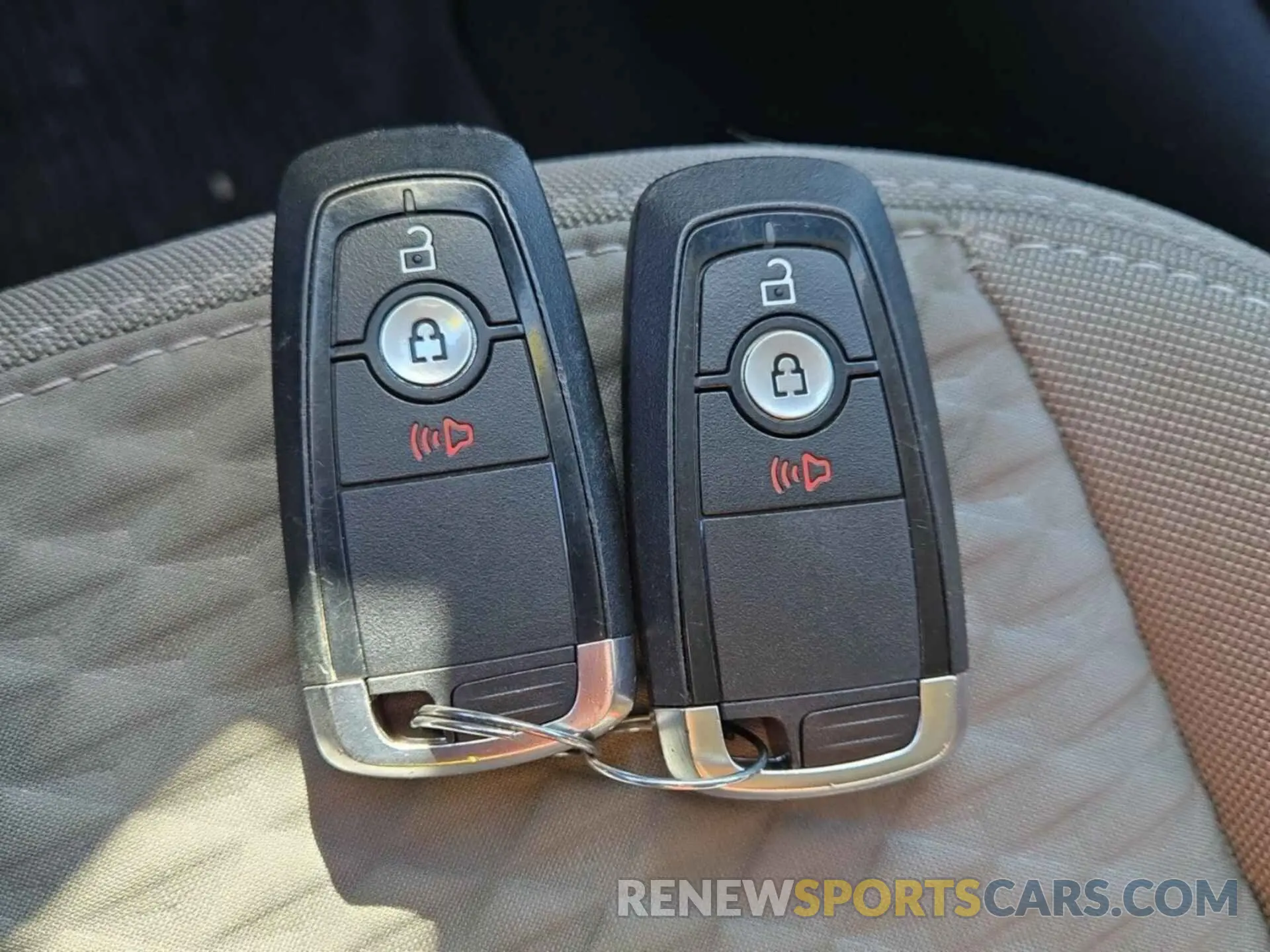 32 fotografías del automóvil dañado 1FMCU9G68MUA90881 FORD ESCAPE 2021