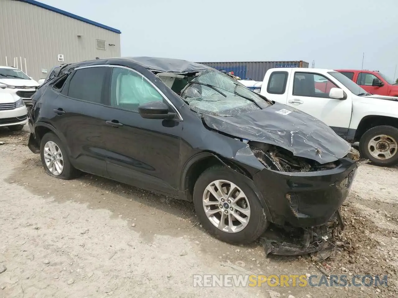 4 fotografías del automóvil dañado 1FMCU9G69MUA25912 FORD ESCAPE 2021