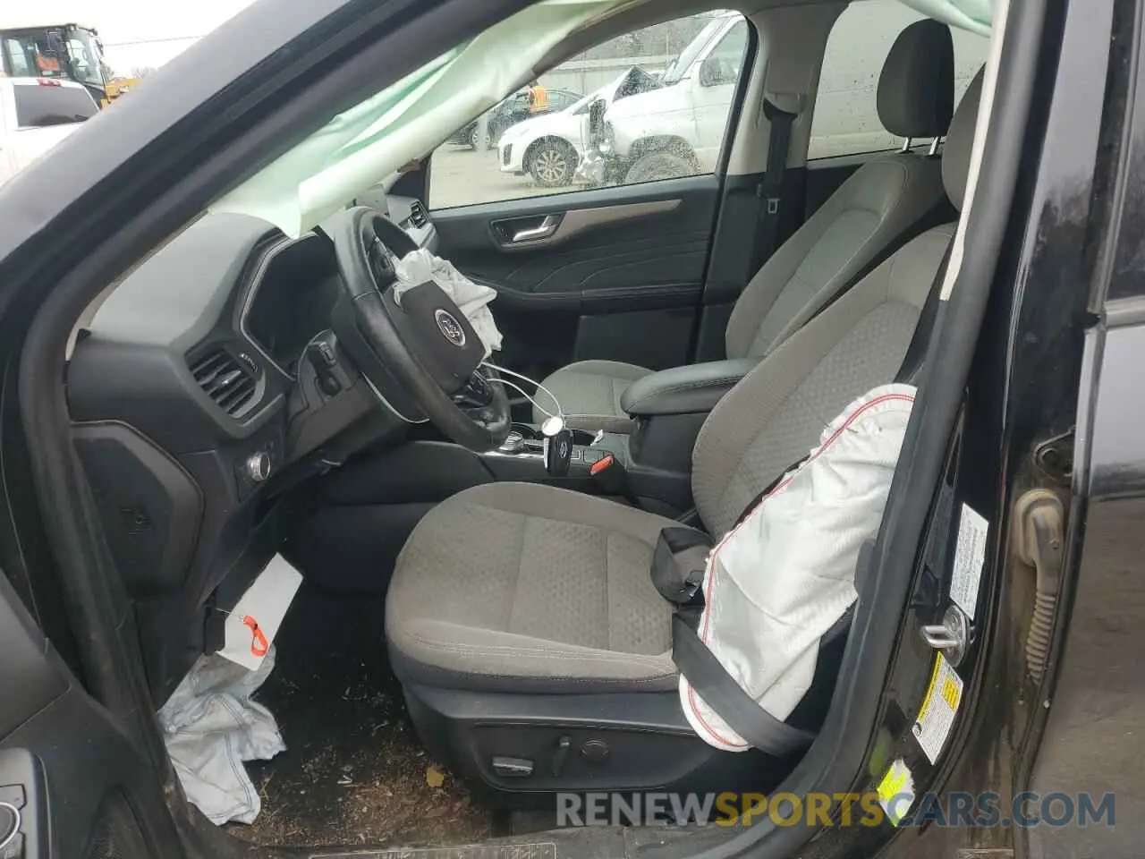 7 fotografías del automóvil dañado 1FMCU9G69MUA62183 FORD ESCAPE 2021