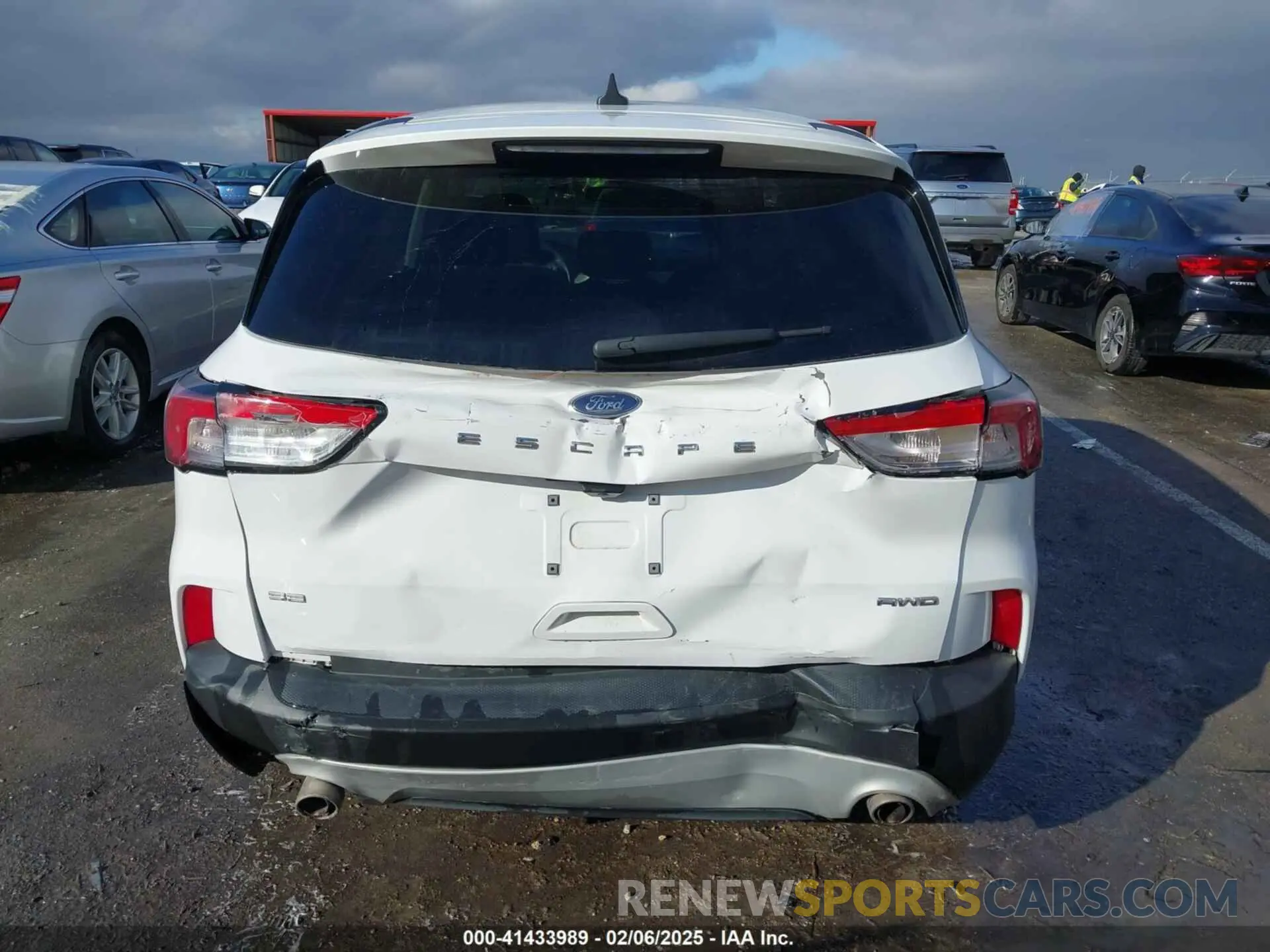 16 fotografías del automóvil dañado 1FMCU9G69MUA84300 FORD ESCAPE 2021