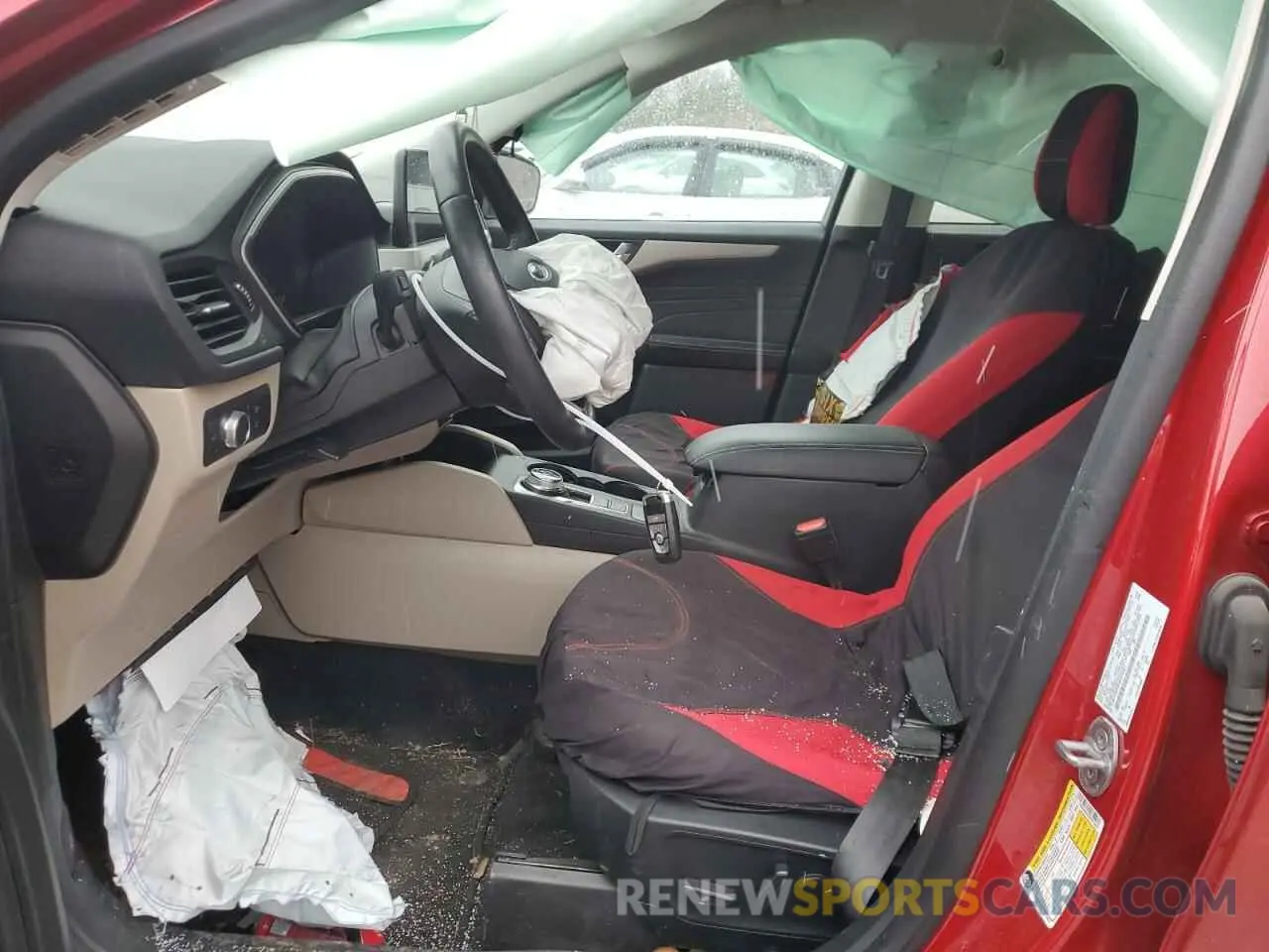 7 fotografías del automóvil dañado 1FMCU9G6XMUA19097 FORD ESCAPE 2021