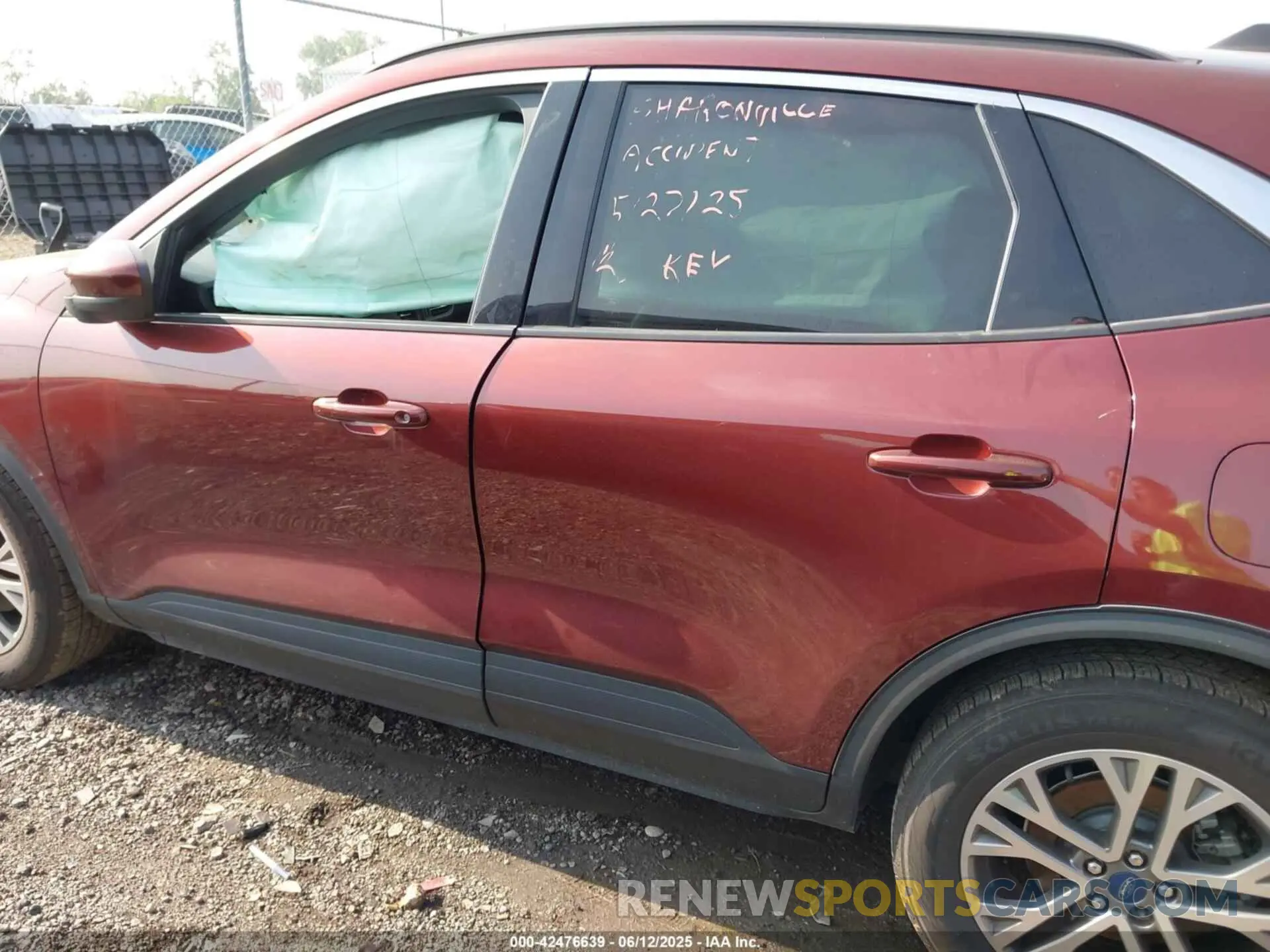 15 fotografías del automóvil dañado 1FMCU9H60MUA61602 FORD ESCAPE 2021