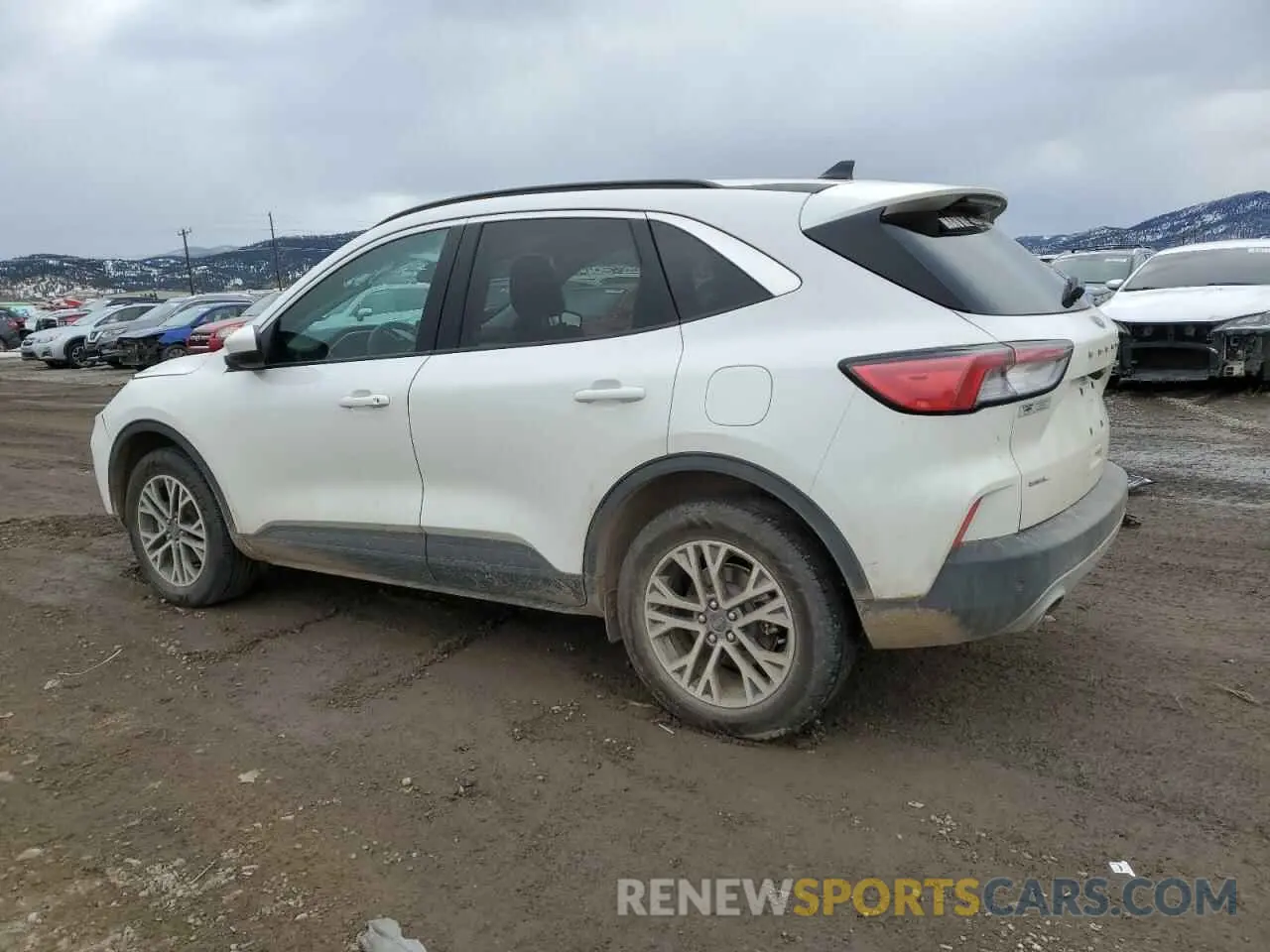 2 fotografías del automóvil dañado 1FMCU9H61MUB36596 FORD ESCAPE 2021