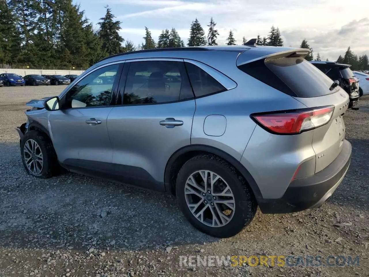 2 fotografías del automóvil dañado 1FMCU9H64MUA70707 FORD ESCAPE 2021
