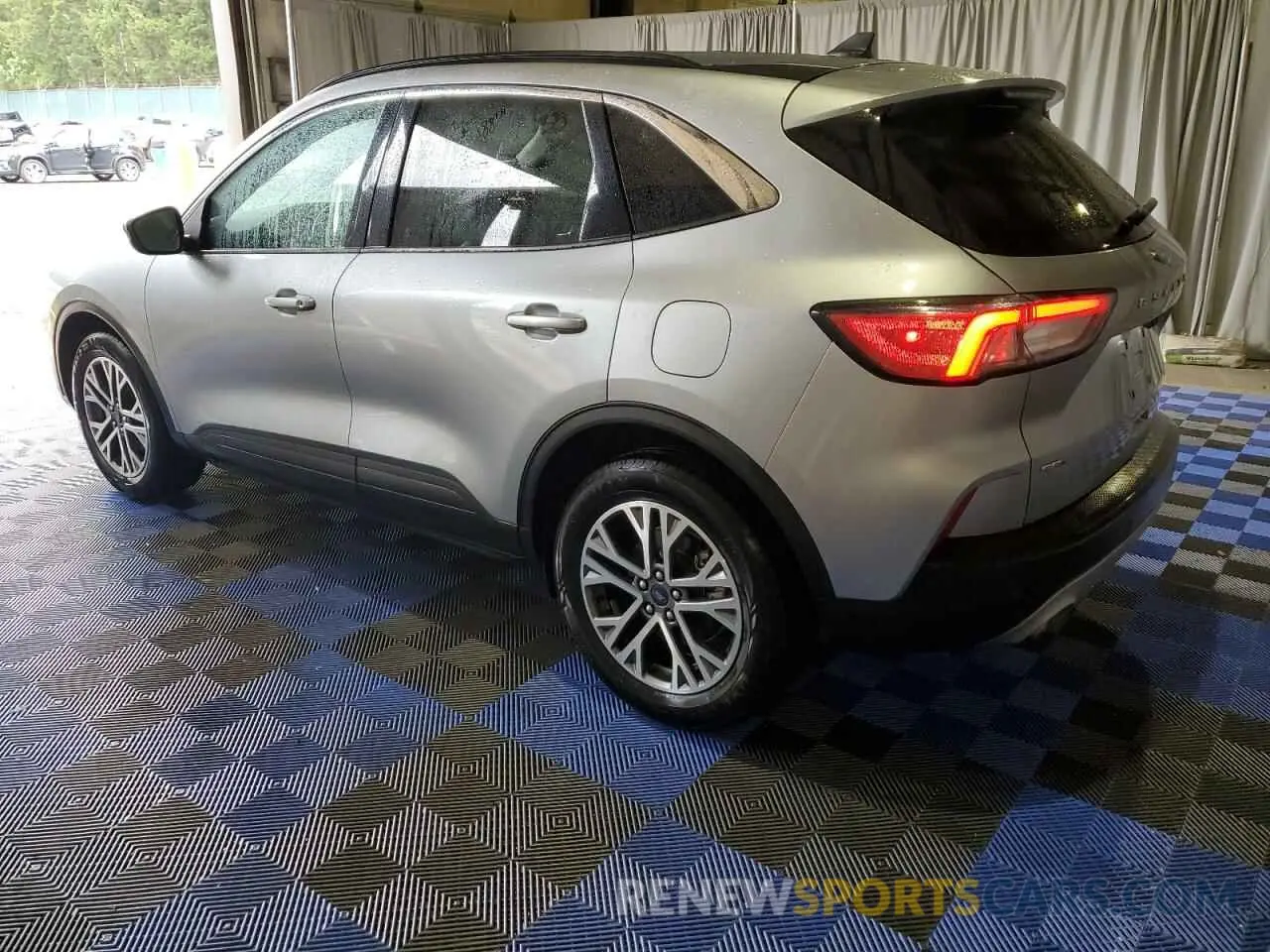 2 fotografías del automóvil dañado 1FMCU9H65MUA51907 FORD ESCAPE 2021
