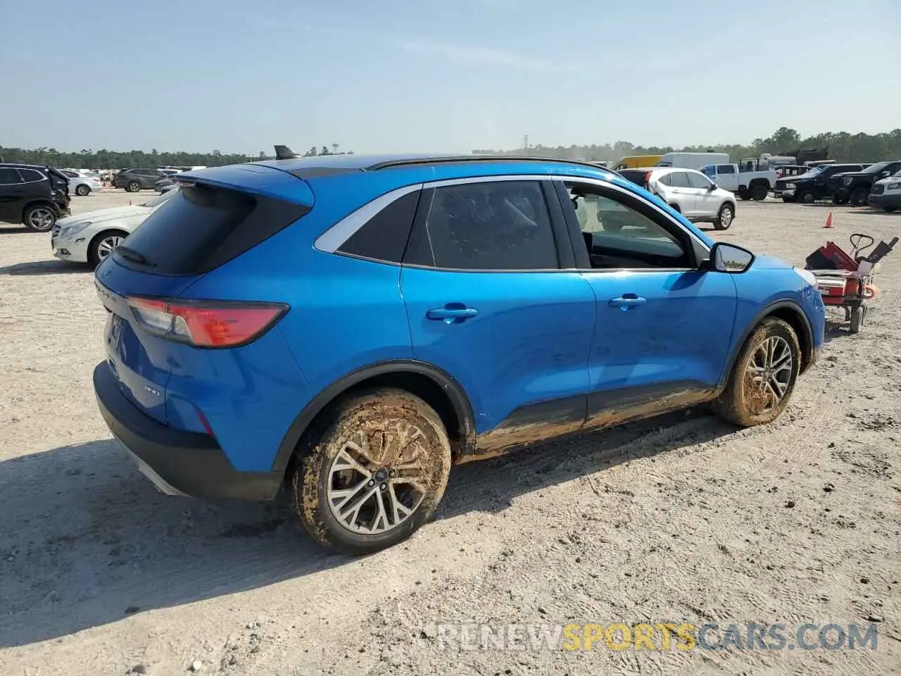 3 fotografías del automóvil dañado 1FMCU9H66MUA51351 FORD ESCAPE 2021