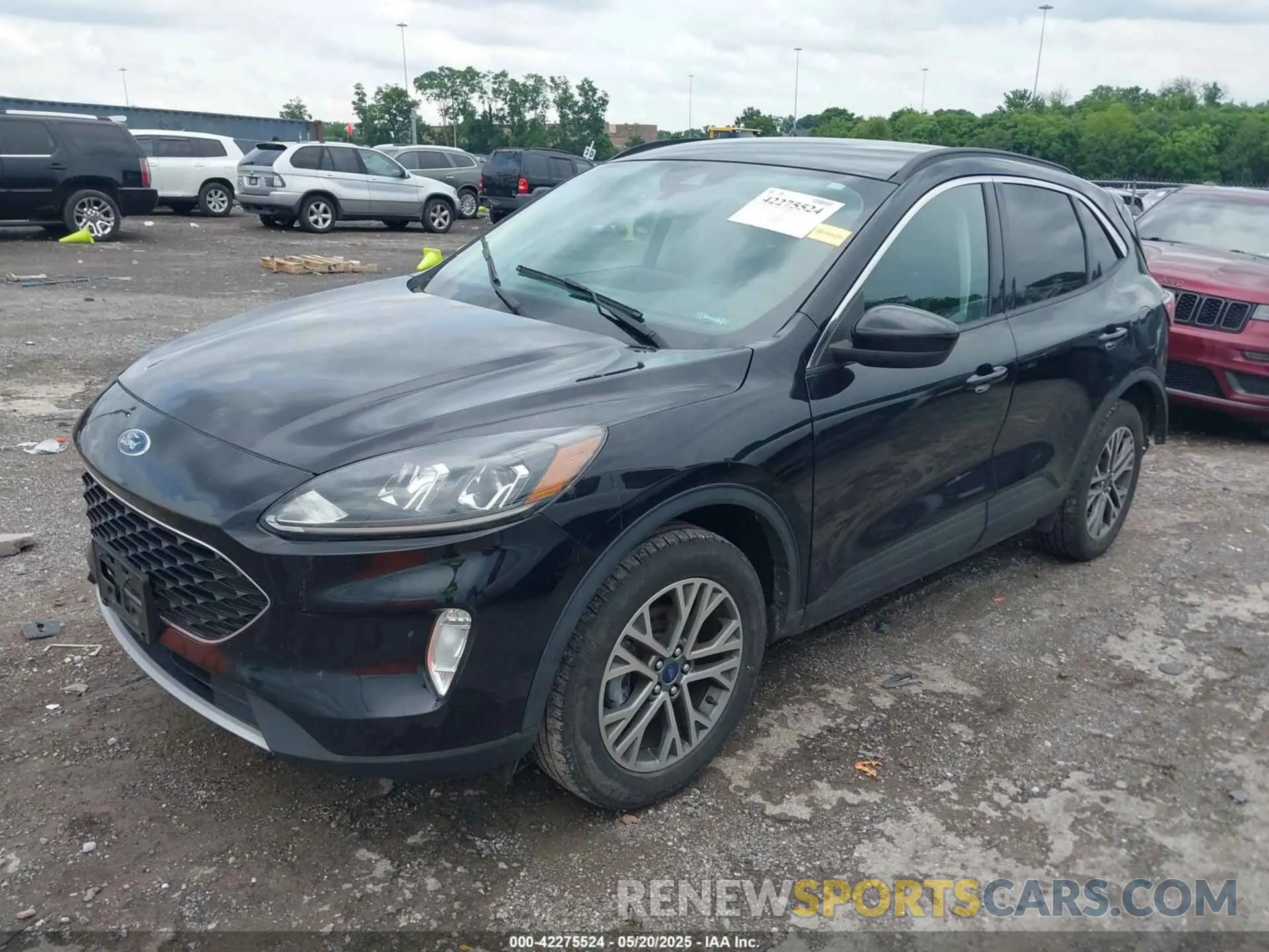 2 fotografías del automóvil dañado 1FMCU9H67MUA64335 FORD ESCAPE 2021