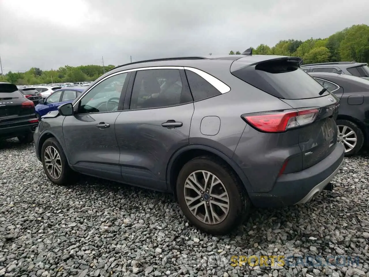 2 fotografías del automóvil dañado 1FMCU9H90MUA60766 FORD ESCAPE 2021