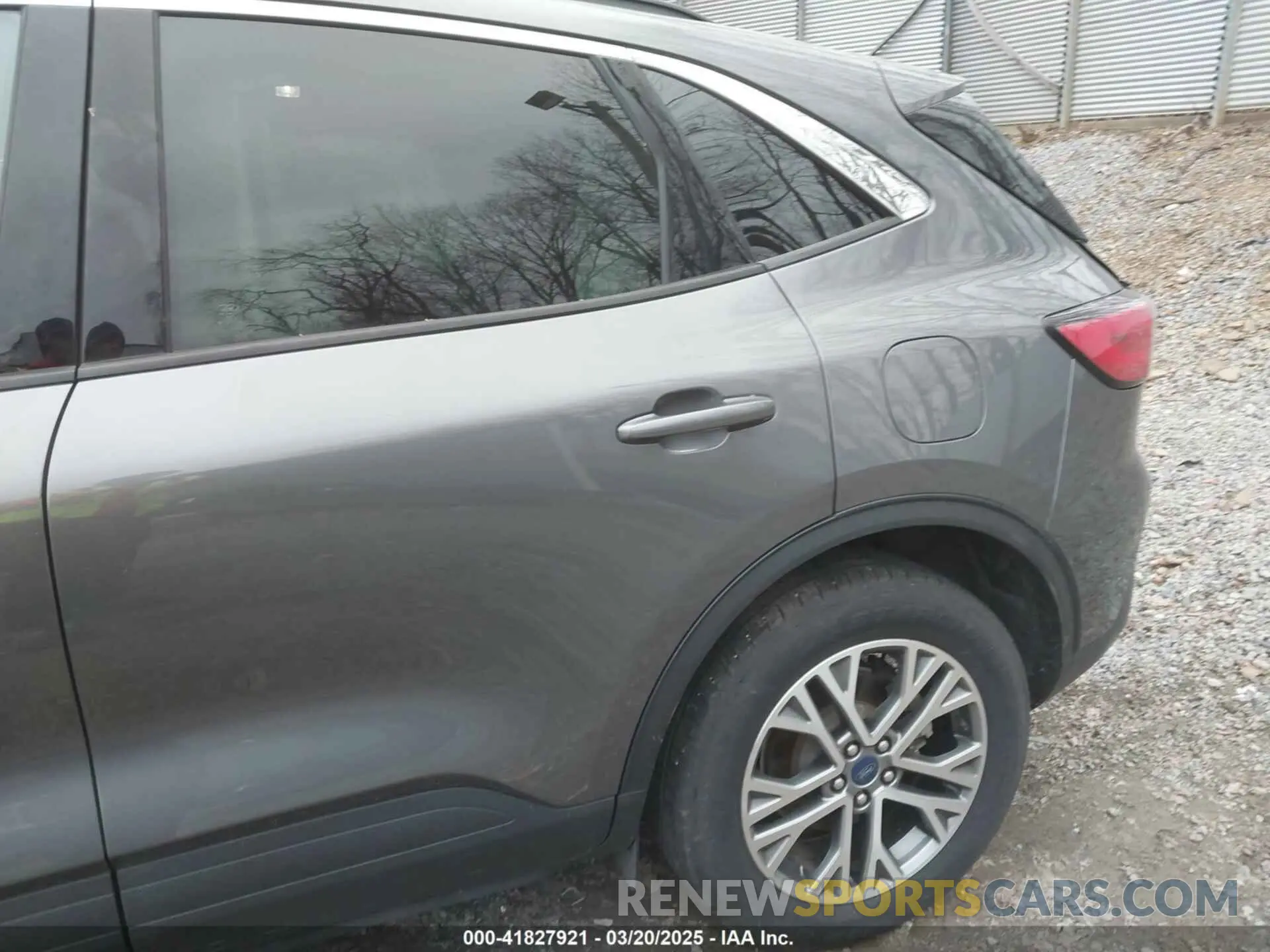 12 fotografías del automóvil dañado 1FMCU9H96MUA04542 FORD ESCAPE 2021