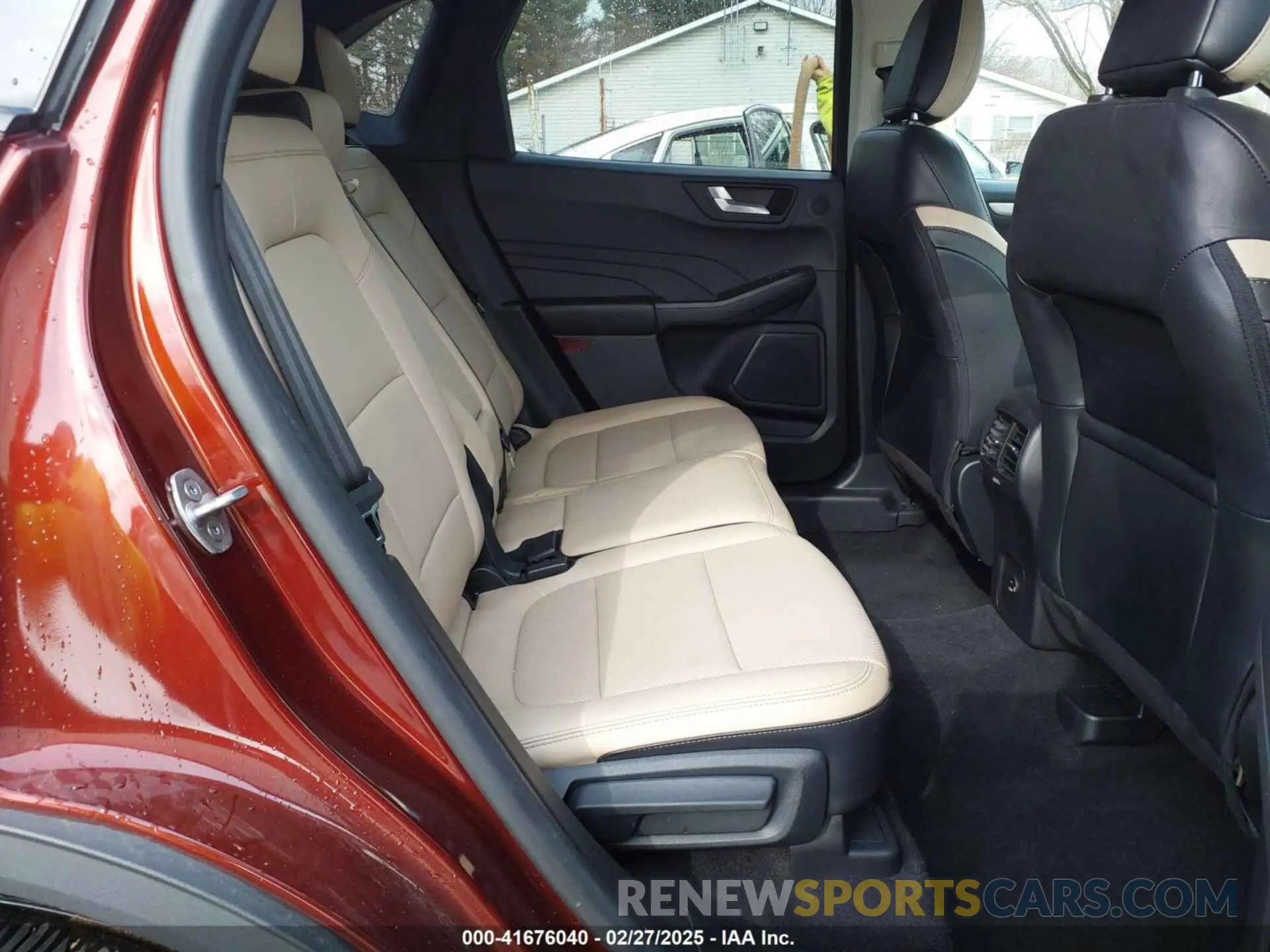8 fotografías del automóvil dañado 1FMCU9H9XMUA17388 FORD ESCAPE 2021
