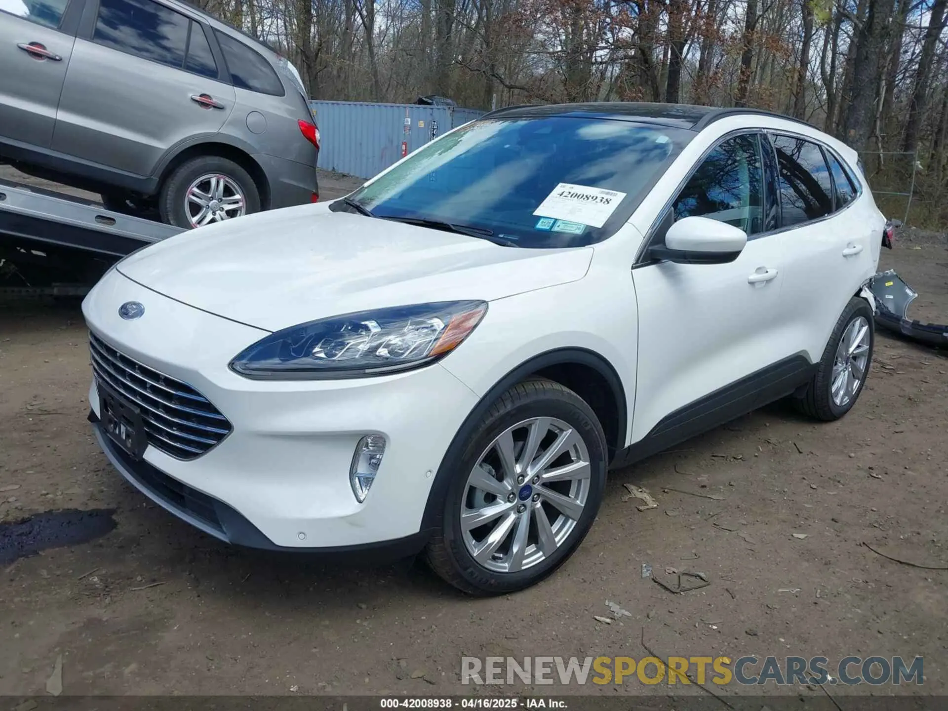 2 fotografías del automóvil dañado 1FMCU9J94MUA27571 FORD ESCAPE 2021