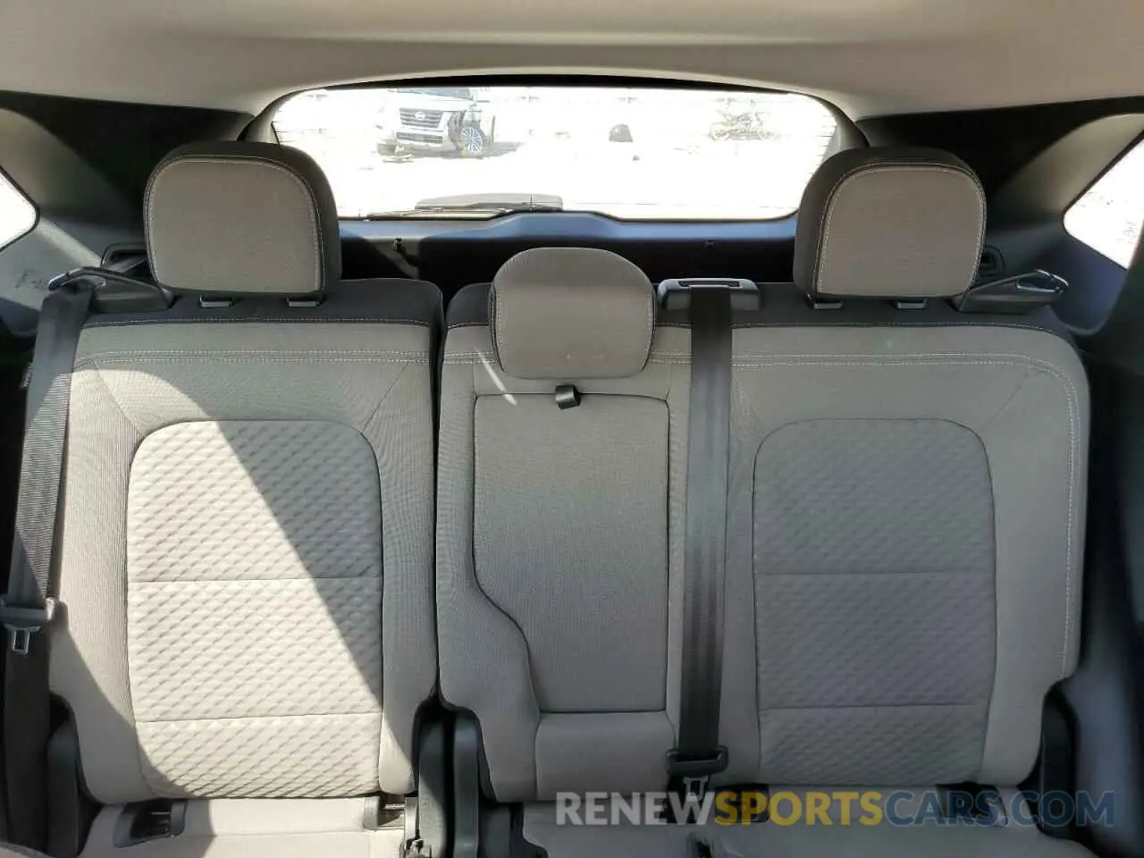 10 fotografías del automóvil dañado 1FMCU0BZ2NUA27161 FORD ESCAPE 2022