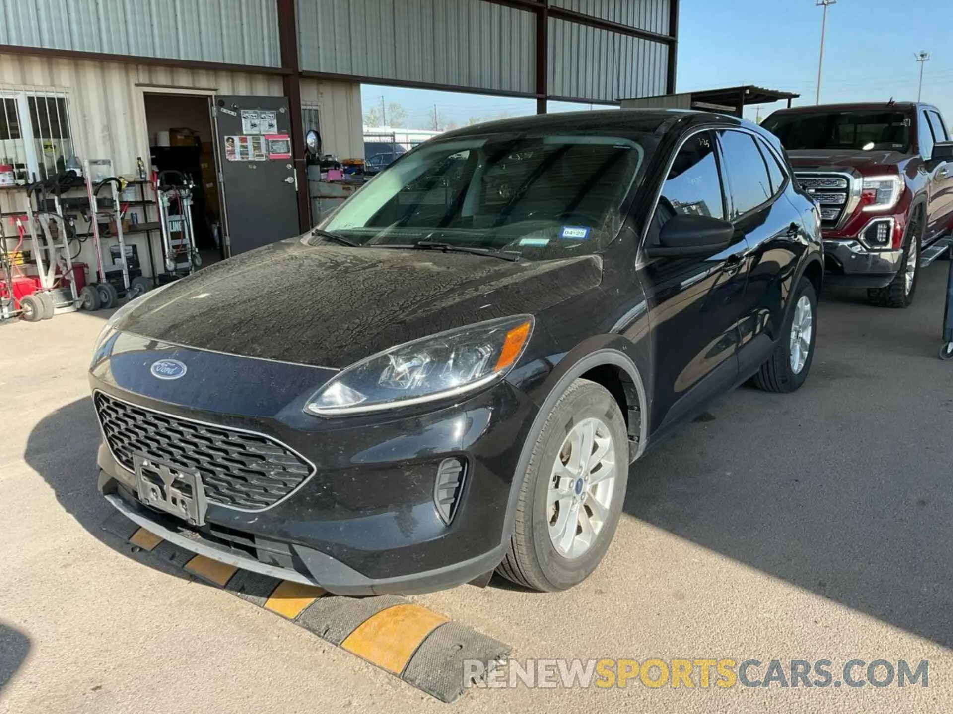 11 fotografías del automóvil dañado 1FMCU0BZ2NUA30822 FORD ESCAPE 2022