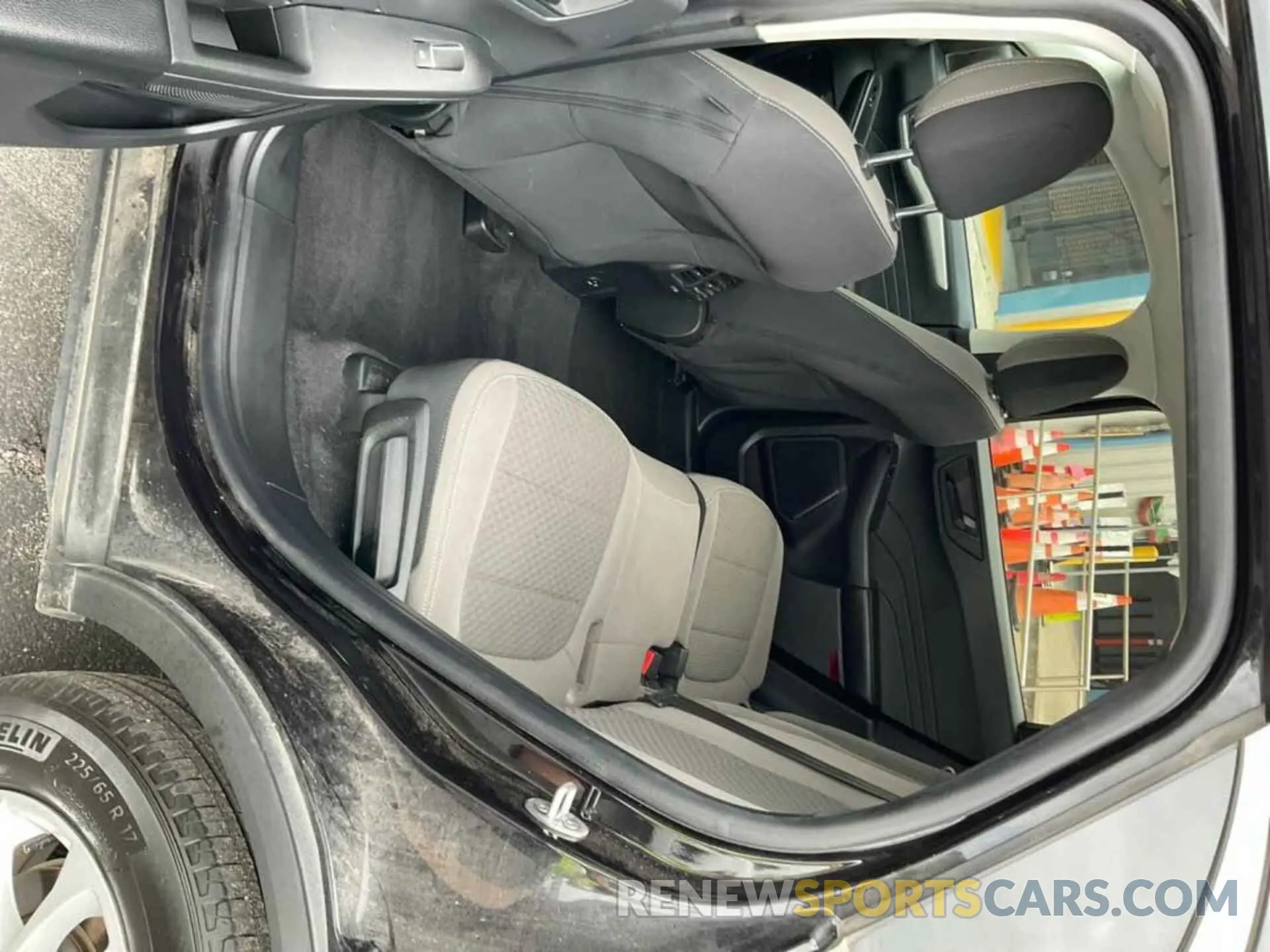 35 fotografías del automóvil dañado 1FMCU0BZ2NUA30822 FORD ESCAPE 2022