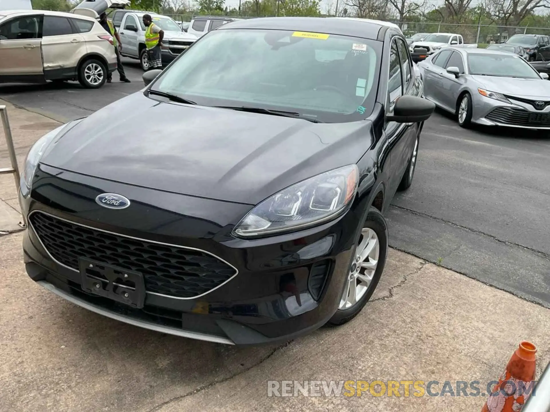 36 fotografías del automóvil dañado 1FMCU0BZ2NUA30822 FORD ESCAPE 2022