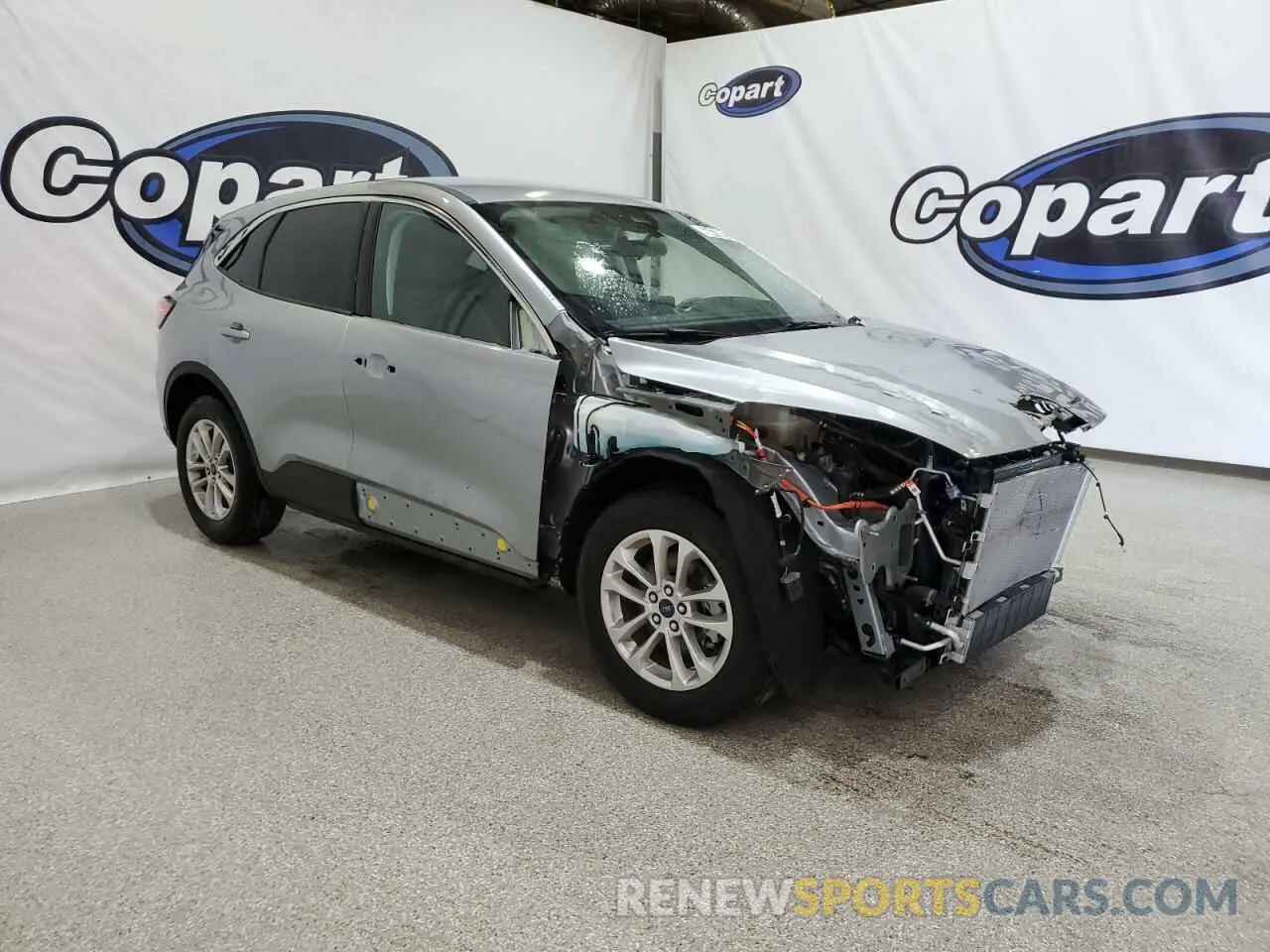 4 fotografías del automóvil dañado 1FMCU0BZ2NUB16910 FORD ESCAPE 2022