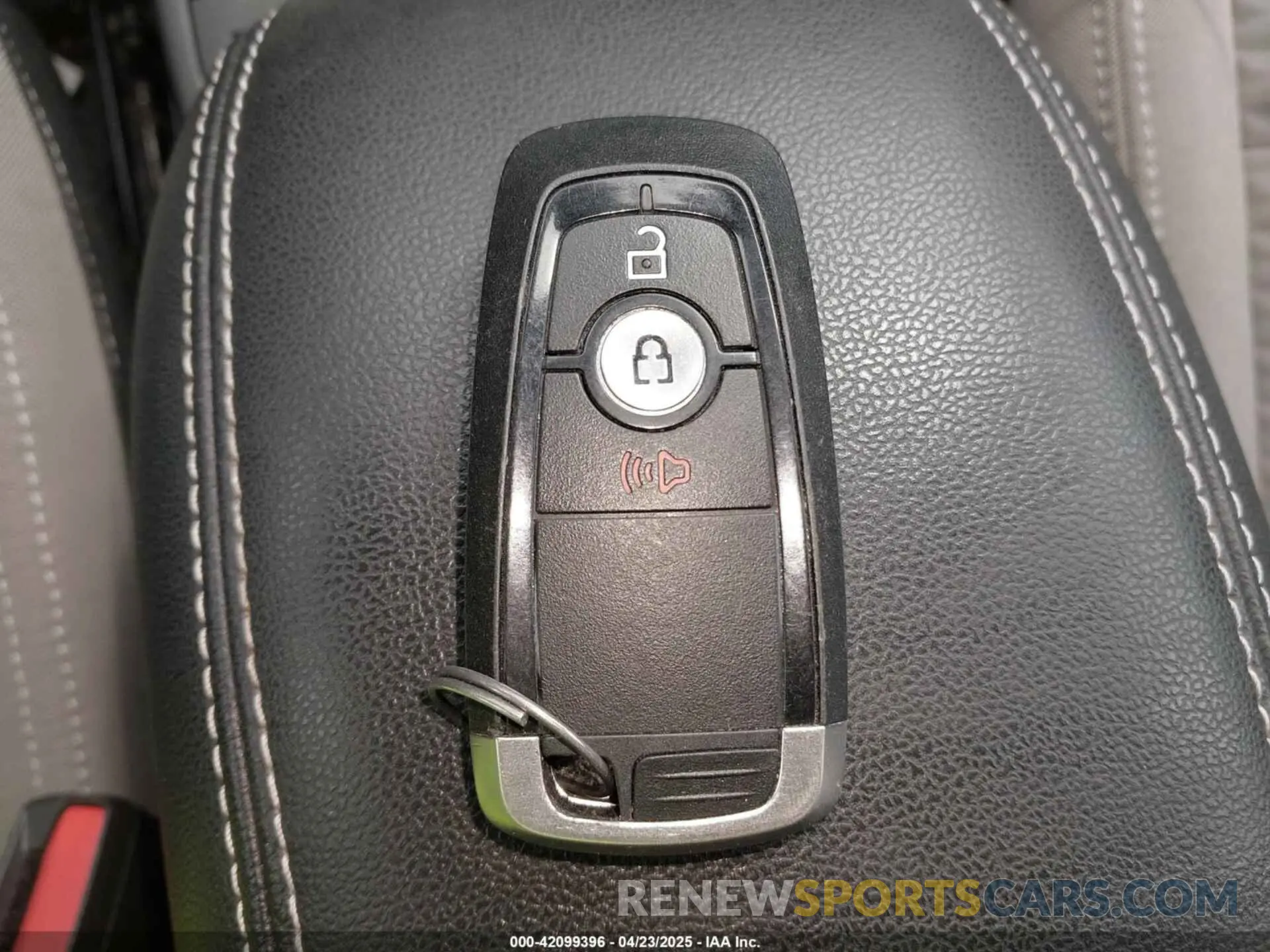 11 fotografías del automóvil dañado 1FMCU0BZ5NUA66830 FORD ESCAPE 2022