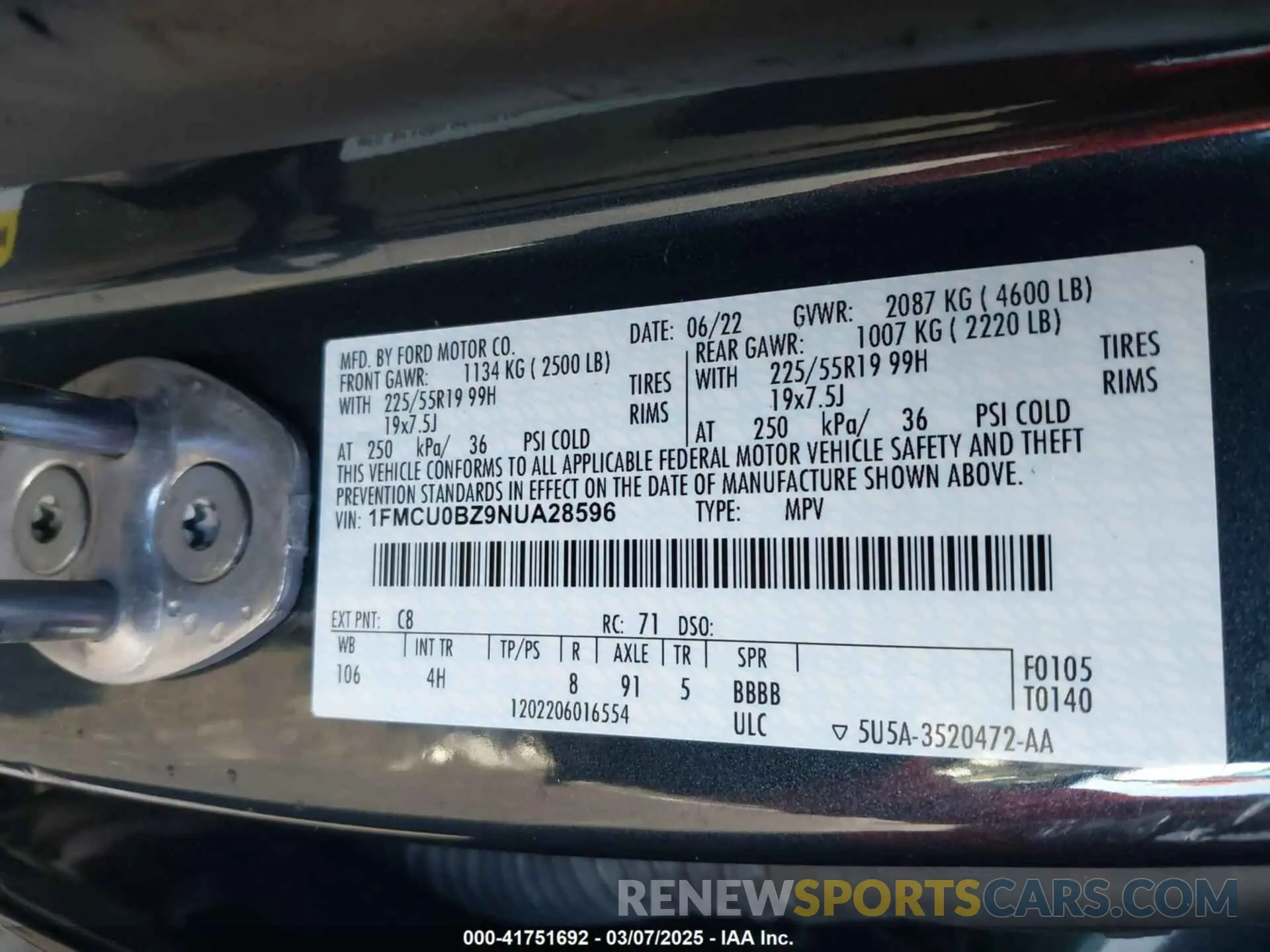 9 fotografías del automóvil dañado 1FMCU0BZ9NUA28596 FORD ESCAPE 2022