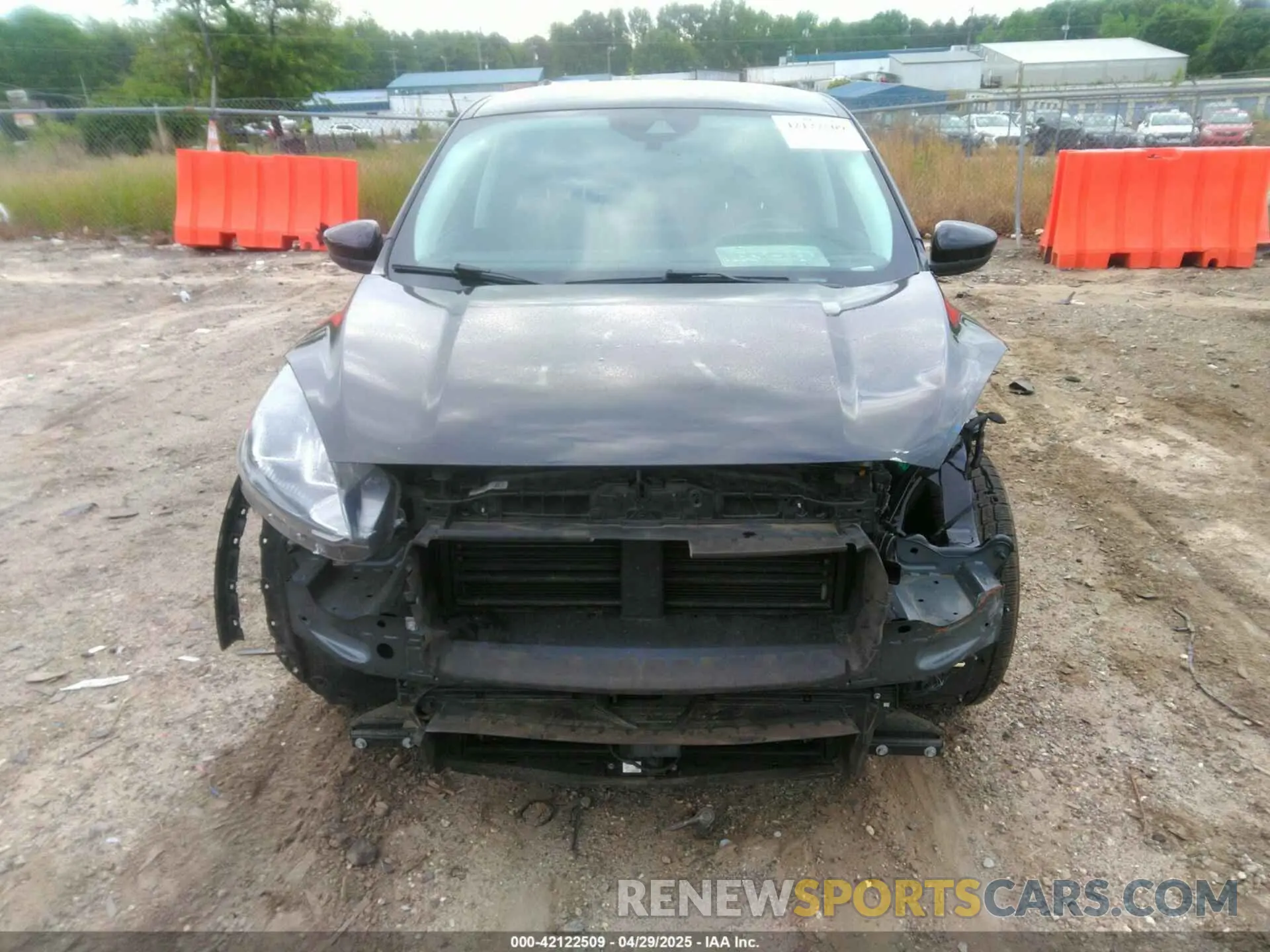 12 fotografías del automóvil dañado 1FMCU0CZ5NUB47048 FORD ESCAPE 2022