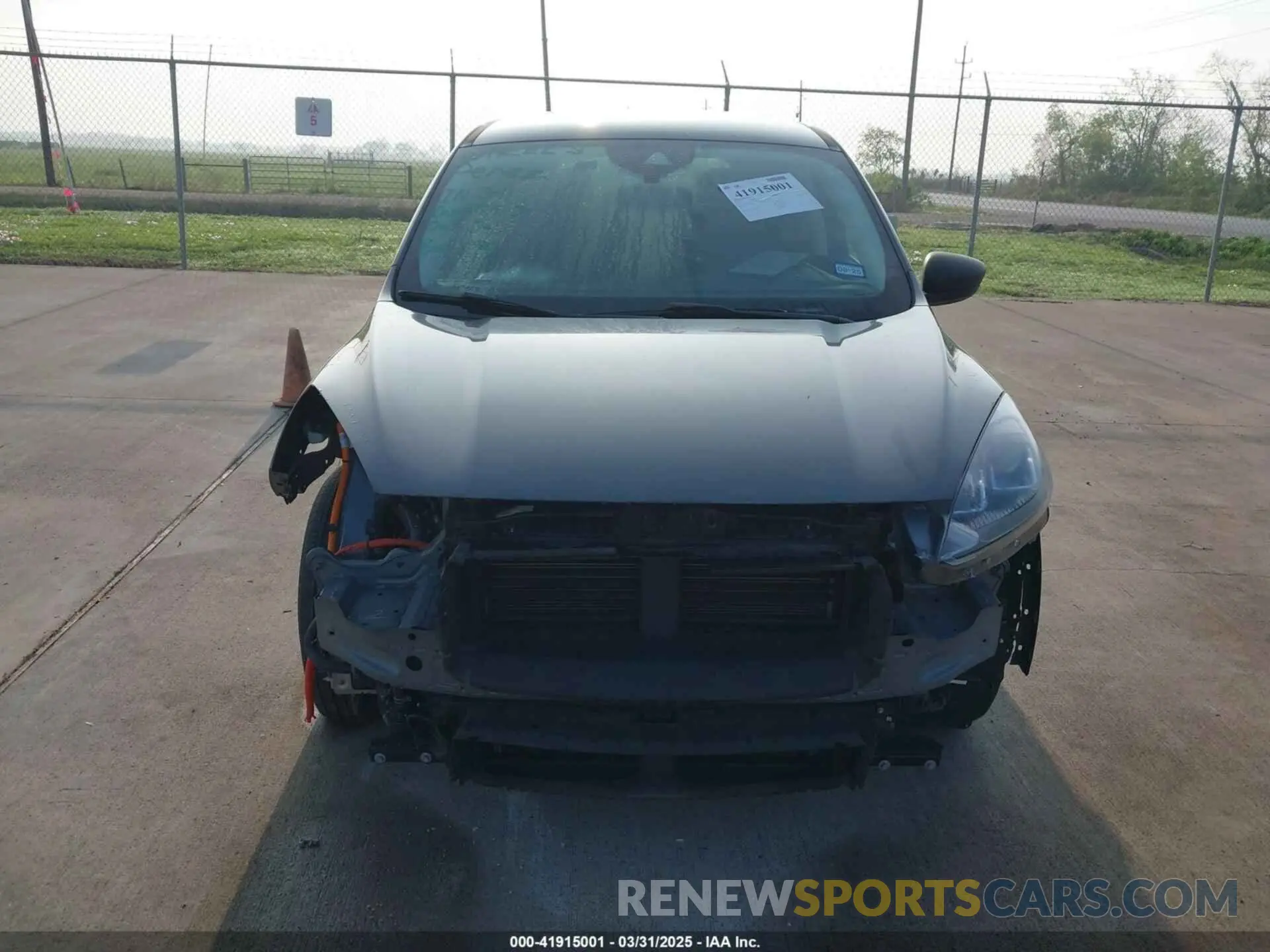 12 fotografías del automóvil dañado 1FMCU0EZ9NUB09108 FORD ESCAPE 2022