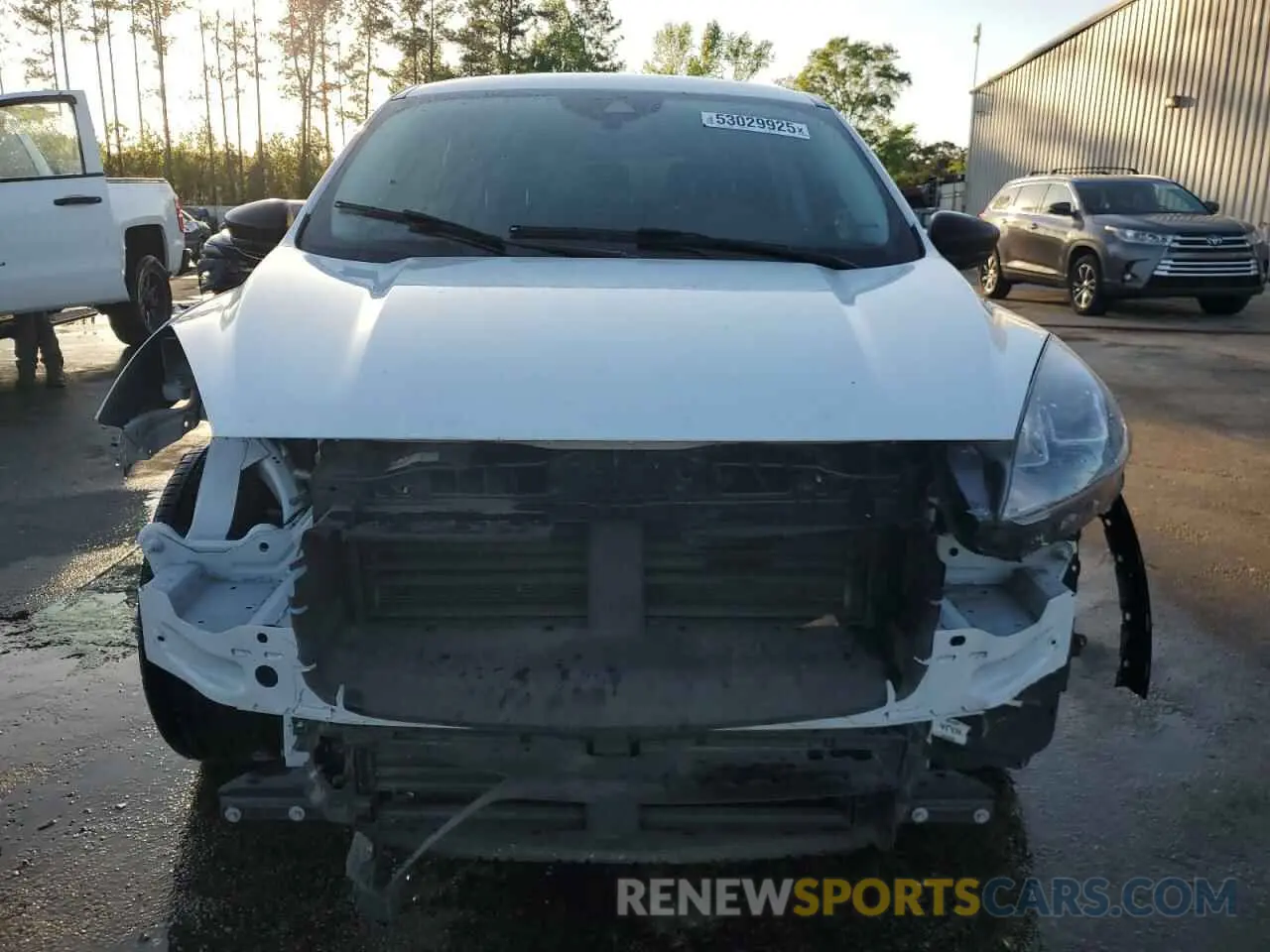 5 fotografías del automóvil dañado 1FMCU0F62NUB48093 FORD ESCAPE 2022