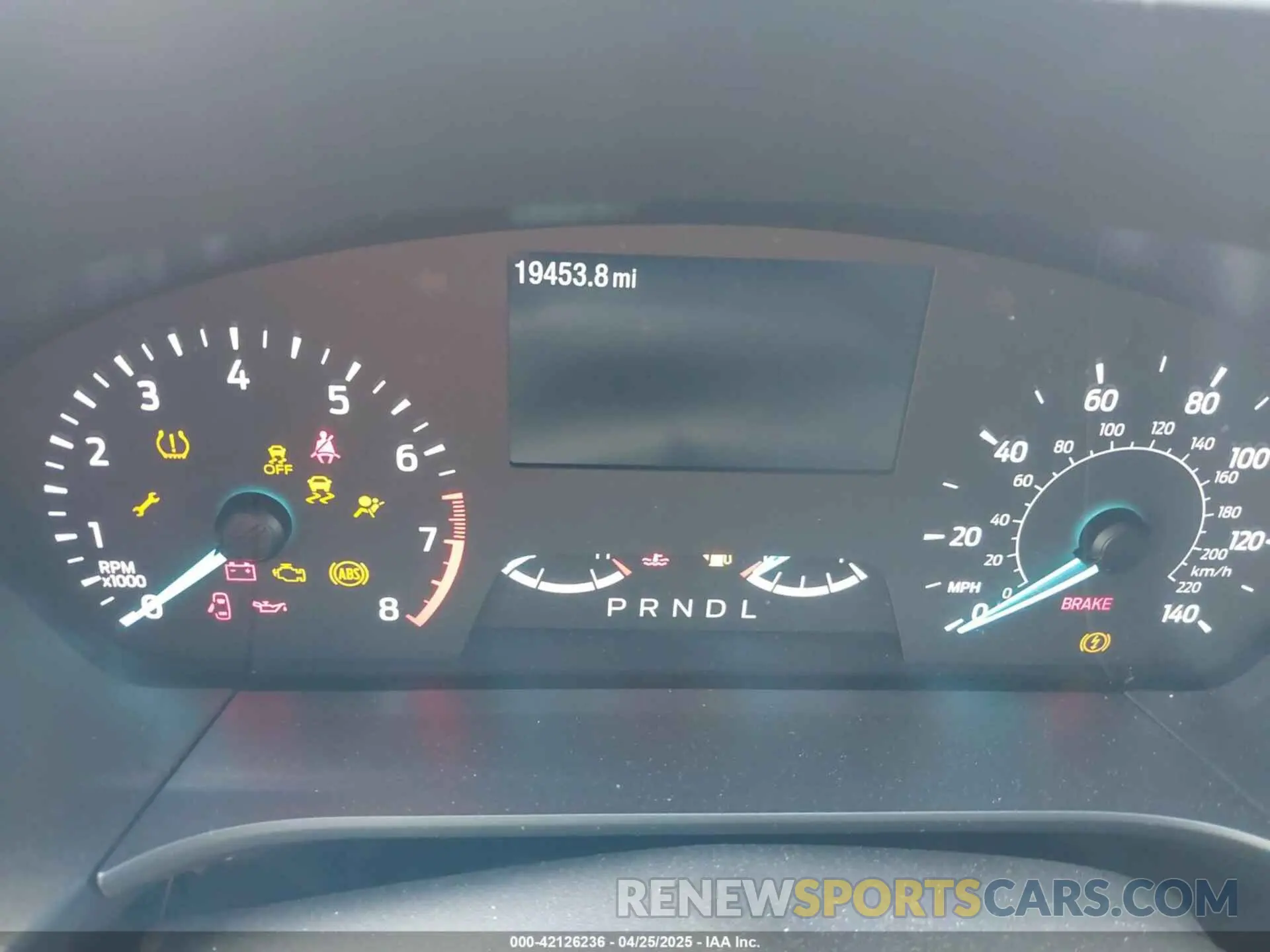 7 fotografías del automóvil dañado 1FMCU0F63NUB70636 FORD ESCAPE 2022