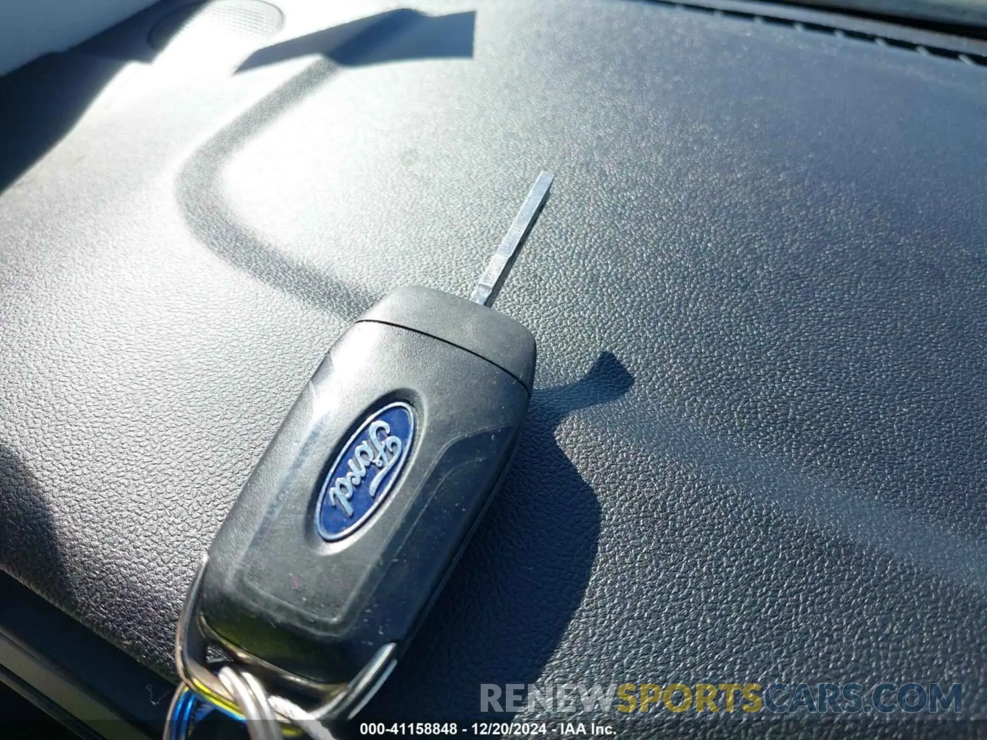 11 fotografías del automóvil dañado 1FMCU0F65NUA30023 FORD ESCAPE 2022
