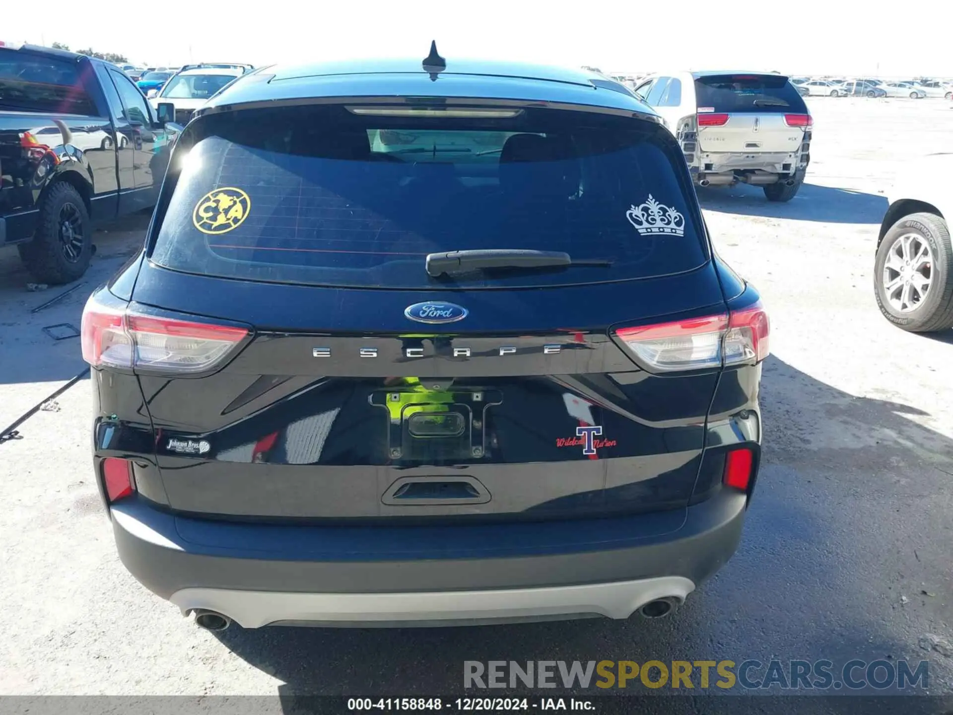 17 fotografías del automóvil dañado 1FMCU0F65NUA30023 FORD ESCAPE 2022