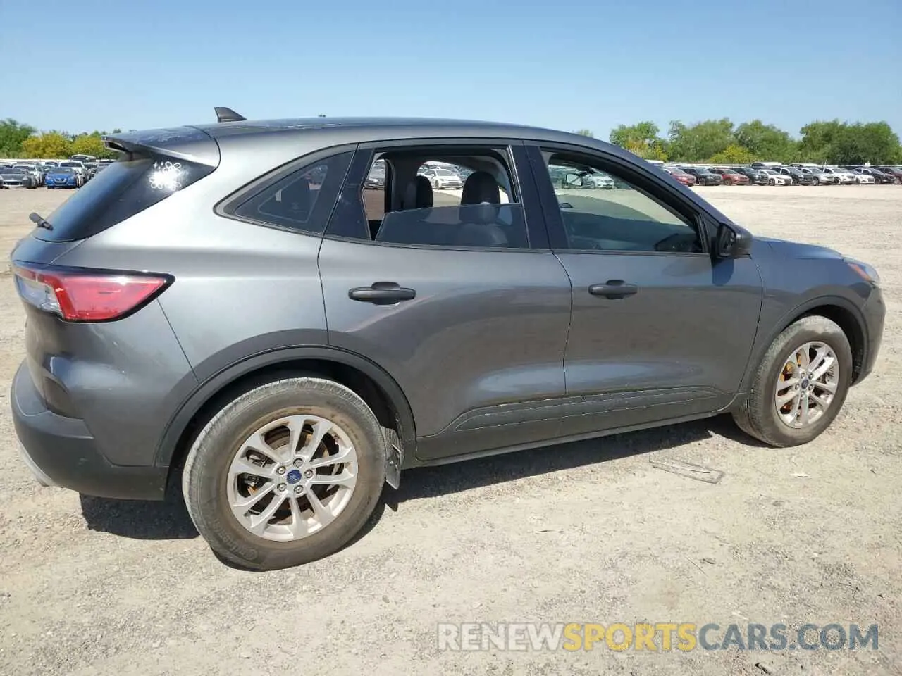 3 fotografías del automóvil dañado 1FMCU0F65NUB39601 FORD ESCAPE 2022