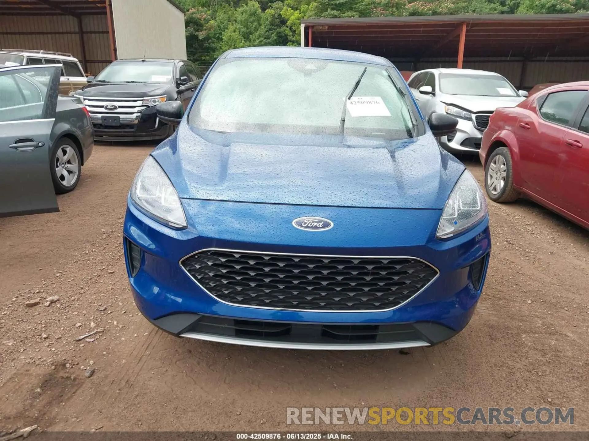 12 fotografías del automóvil dañado 1FMCU0G60NUB97694 FORD ESCAPE 2022