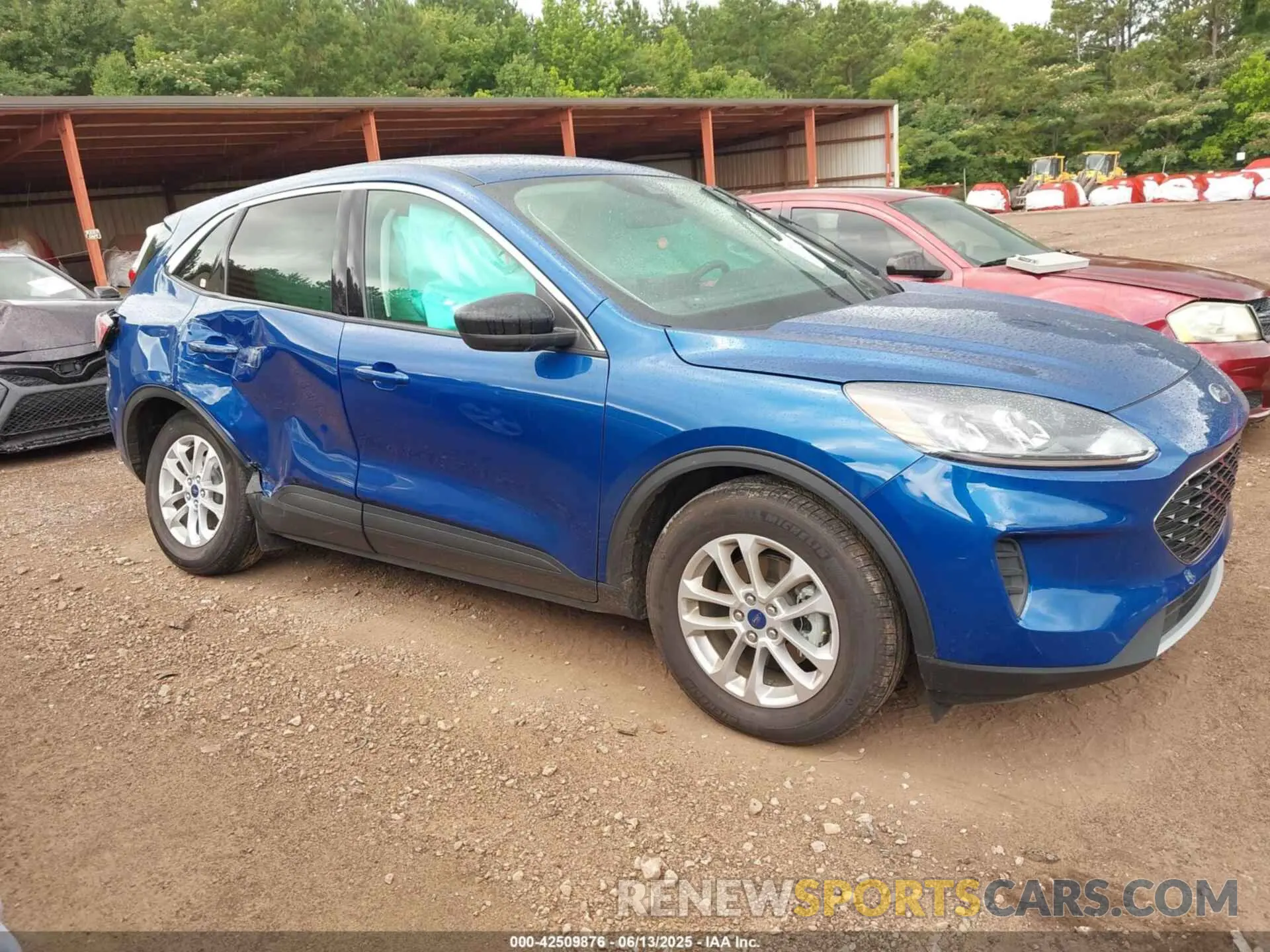 13 fotografías del automóvil dañado 1FMCU0G60NUB97694 FORD ESCAPE 2022