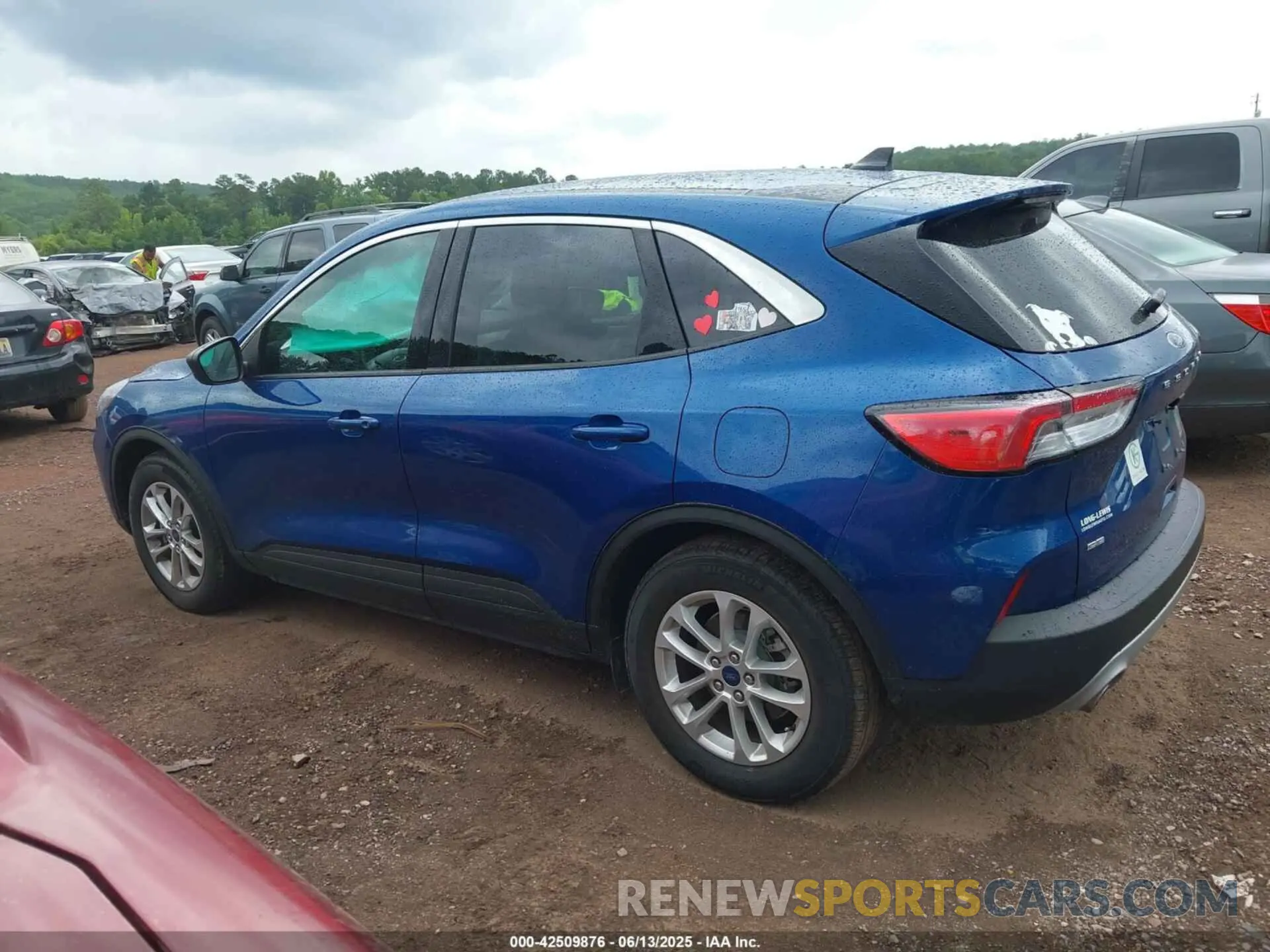 14 fotografías del automóvil dañado 1FMCU0G60NUB97694 FORD ESCAPE 2022