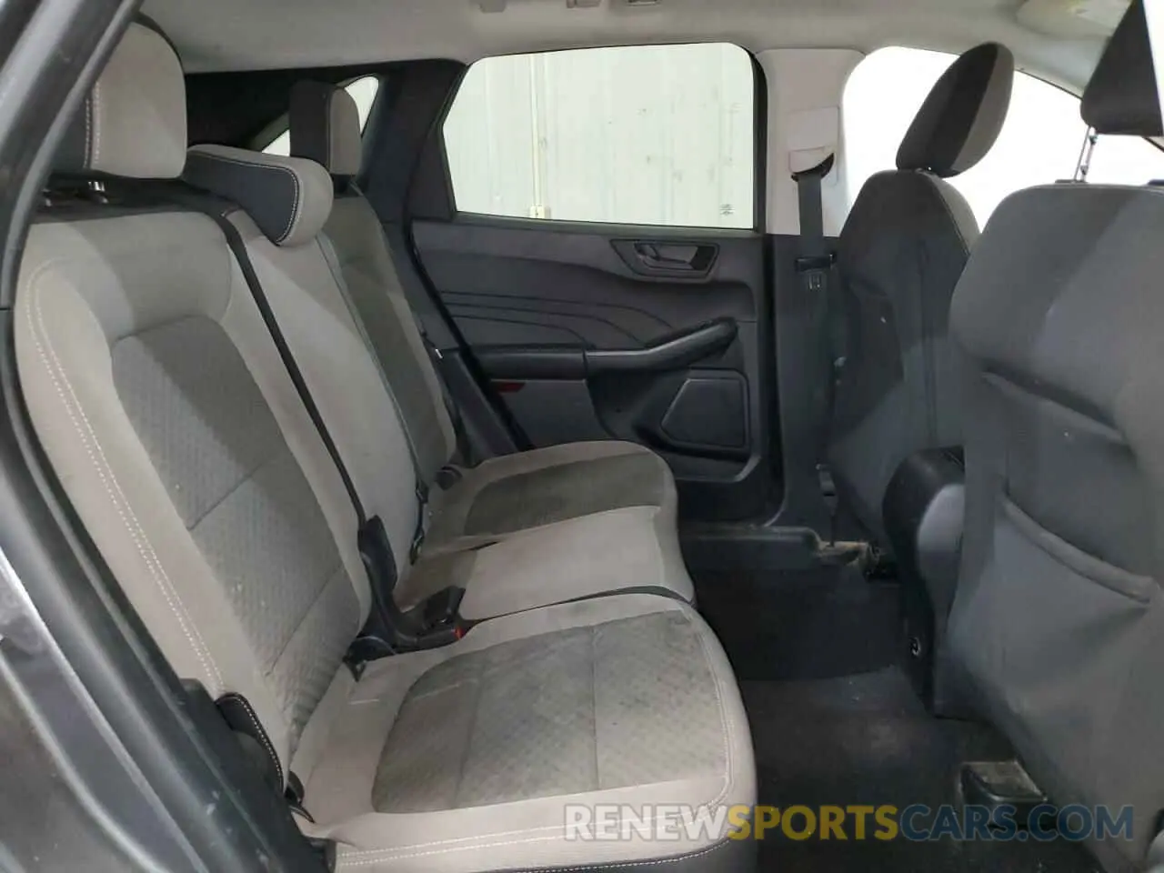 11 fotografías del automóvil dañado 1FMCU0G60NUC01825 FORD ESCAPE 2022