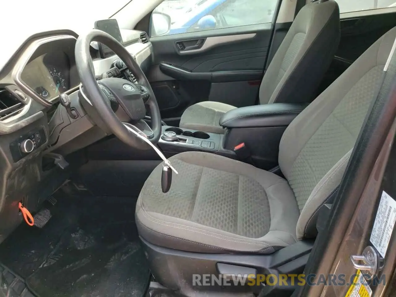 7 fotografías del automóvil dañado 1FMCU0G60NUC01825 FORD ESCAPE 2022